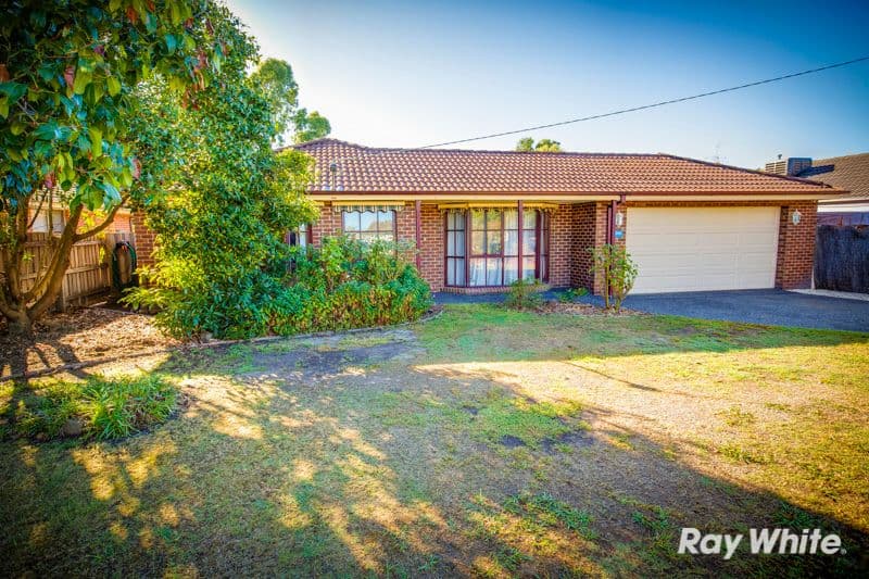 40 Dunbarton Drive, PAKENHAM VIC 3810, Pakenham - Image 1