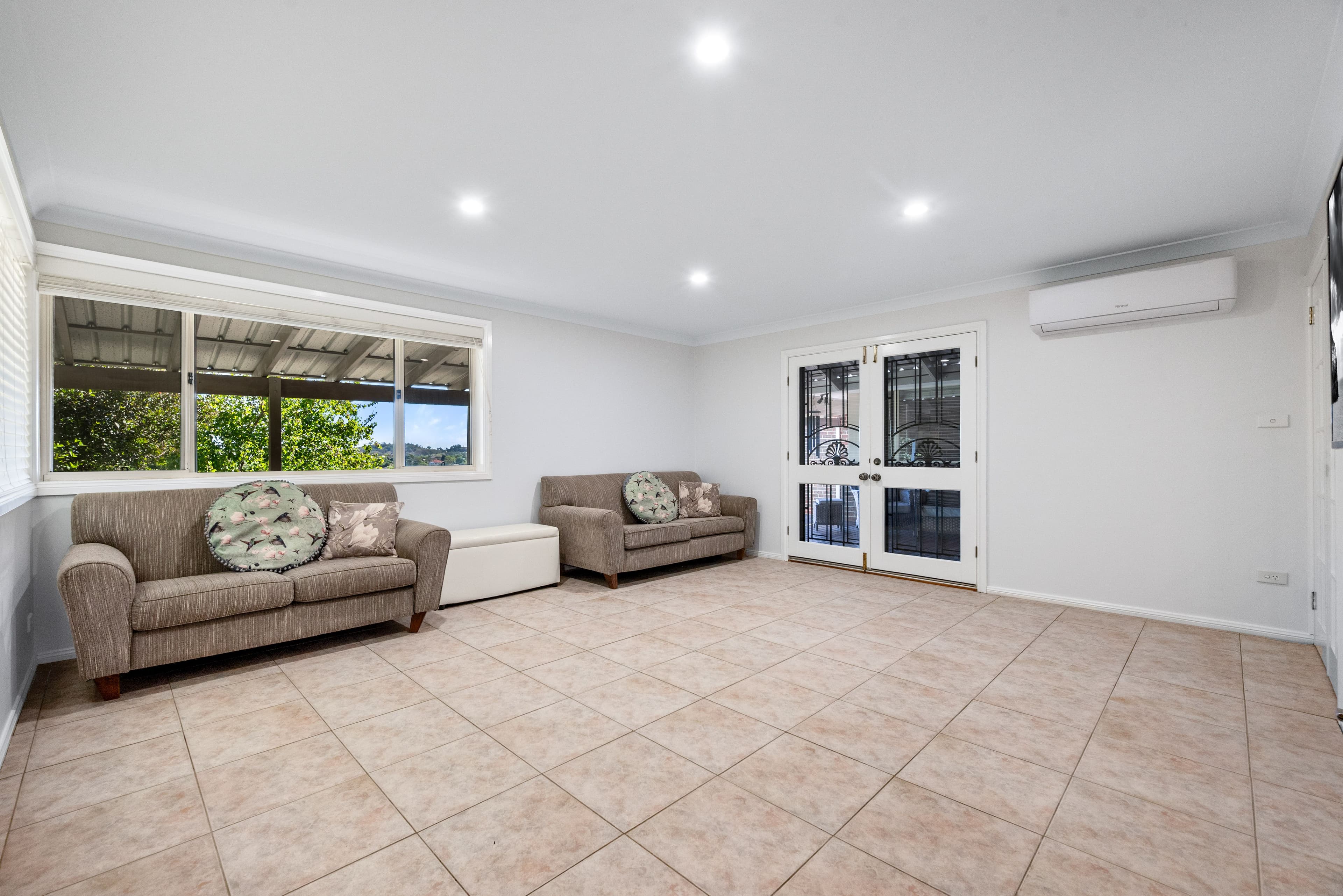 16 Mountain View Avenue, Glen Alpine NSW 2560, Glen Alpine - Thumbnail 5