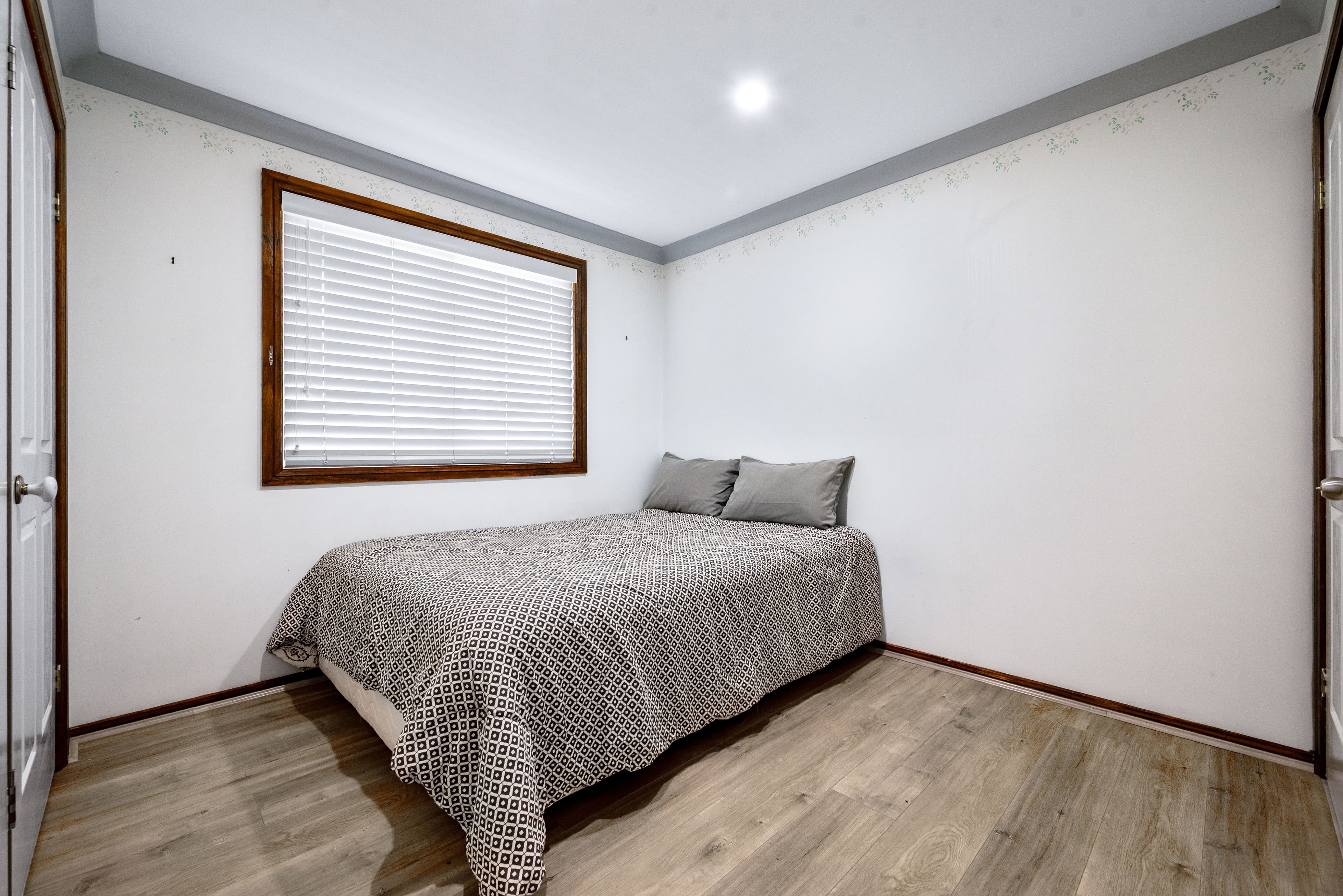 16 Mountain View Avenue, Glen Alpine NSW 2560, Glen Alpine - Thumbnail 7
