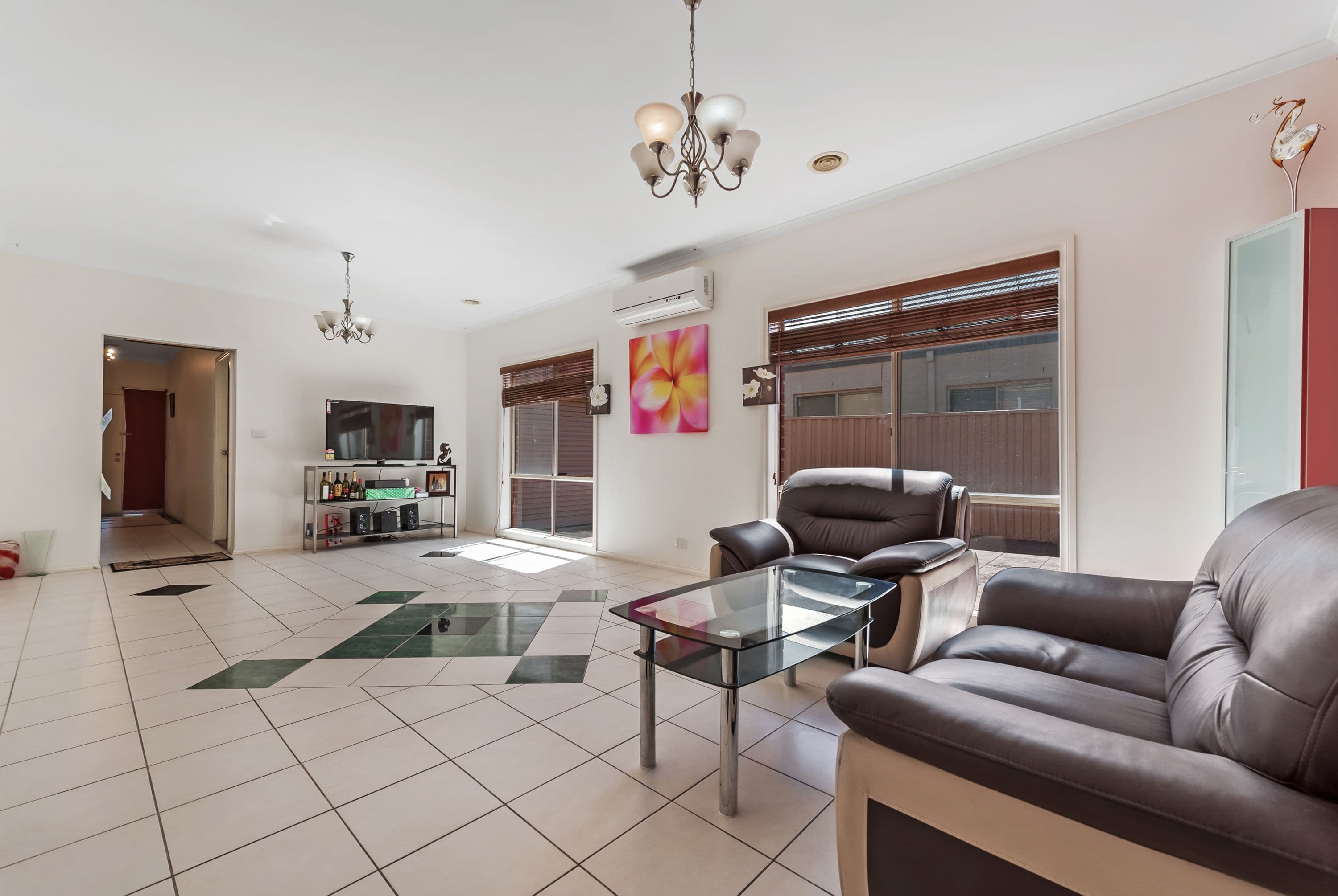 12 Deepdene Street, Caroline Springs VIC 3023, Caroline Springs - Thumbnail 3