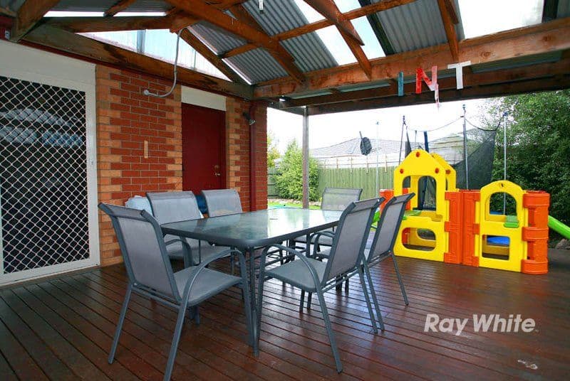 55 Bernborough Avenue, CRANBOURNE VIC 3977, Cranbourne West - Thumbnail 6