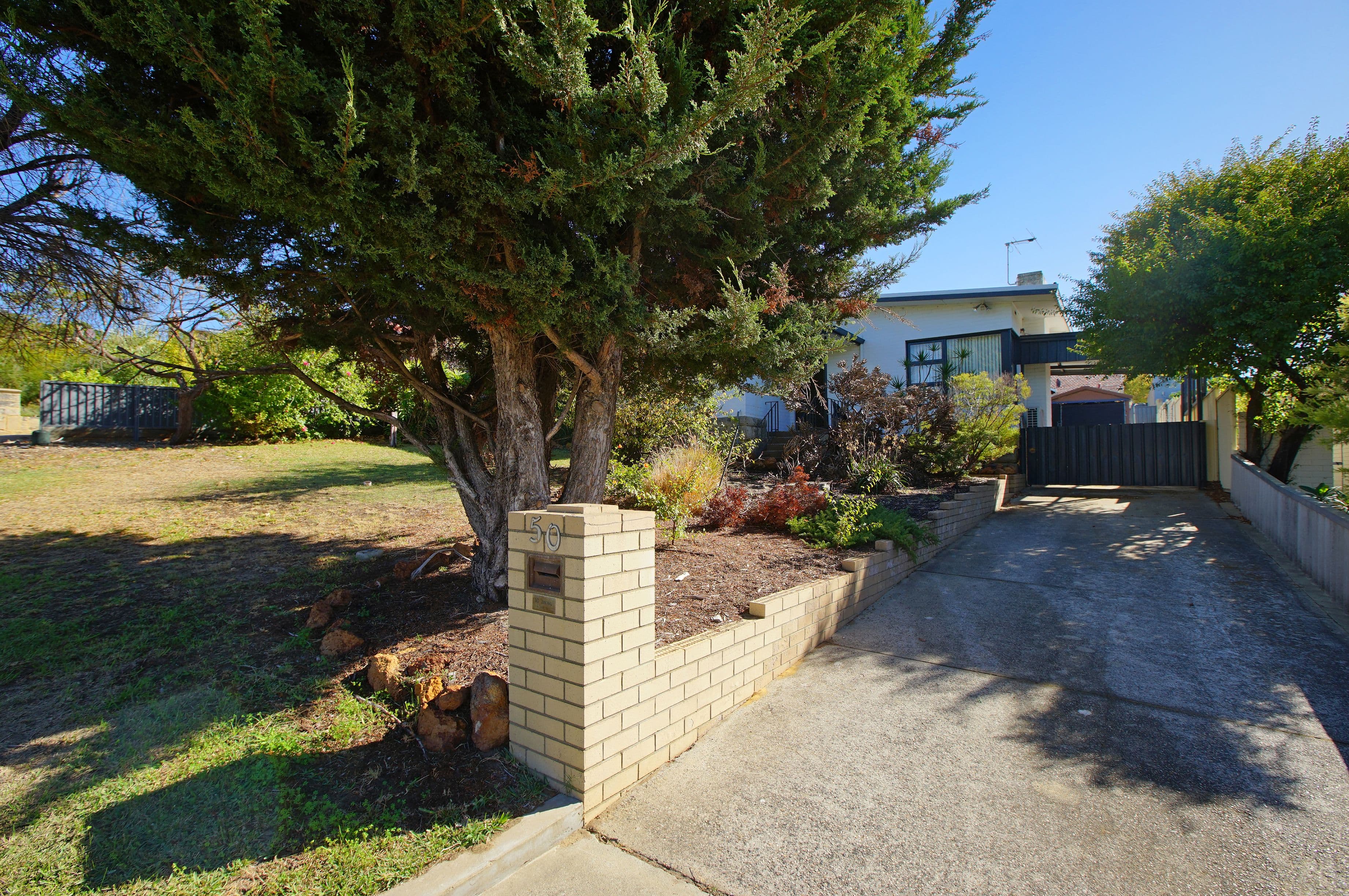 50 Quince Way, Coolbellup WA 6163, Coolbellup - Thumbnail 2