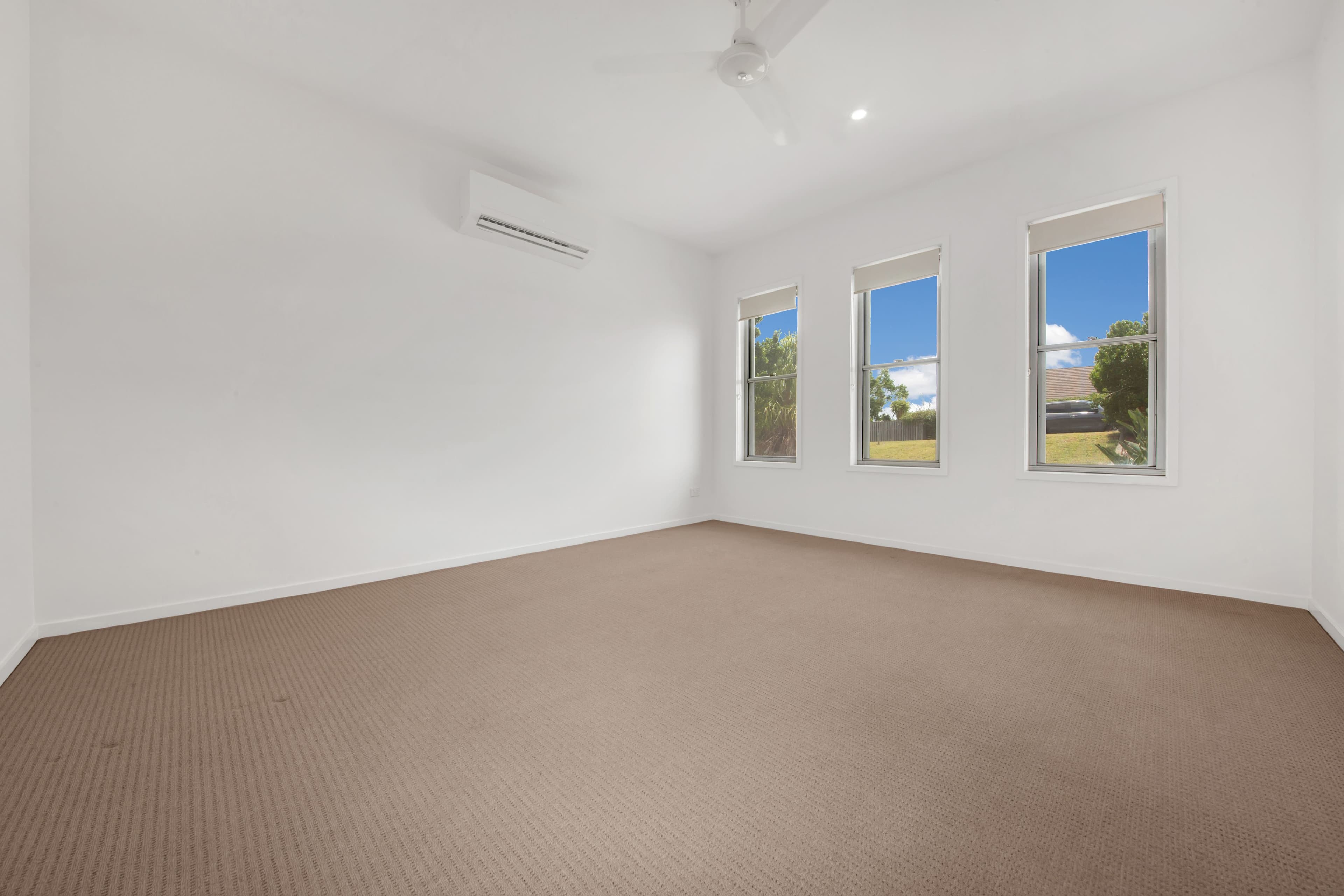 8 Telopea Place, Kirkwood QLD 4680, Kirkwood - Thumbnail 3