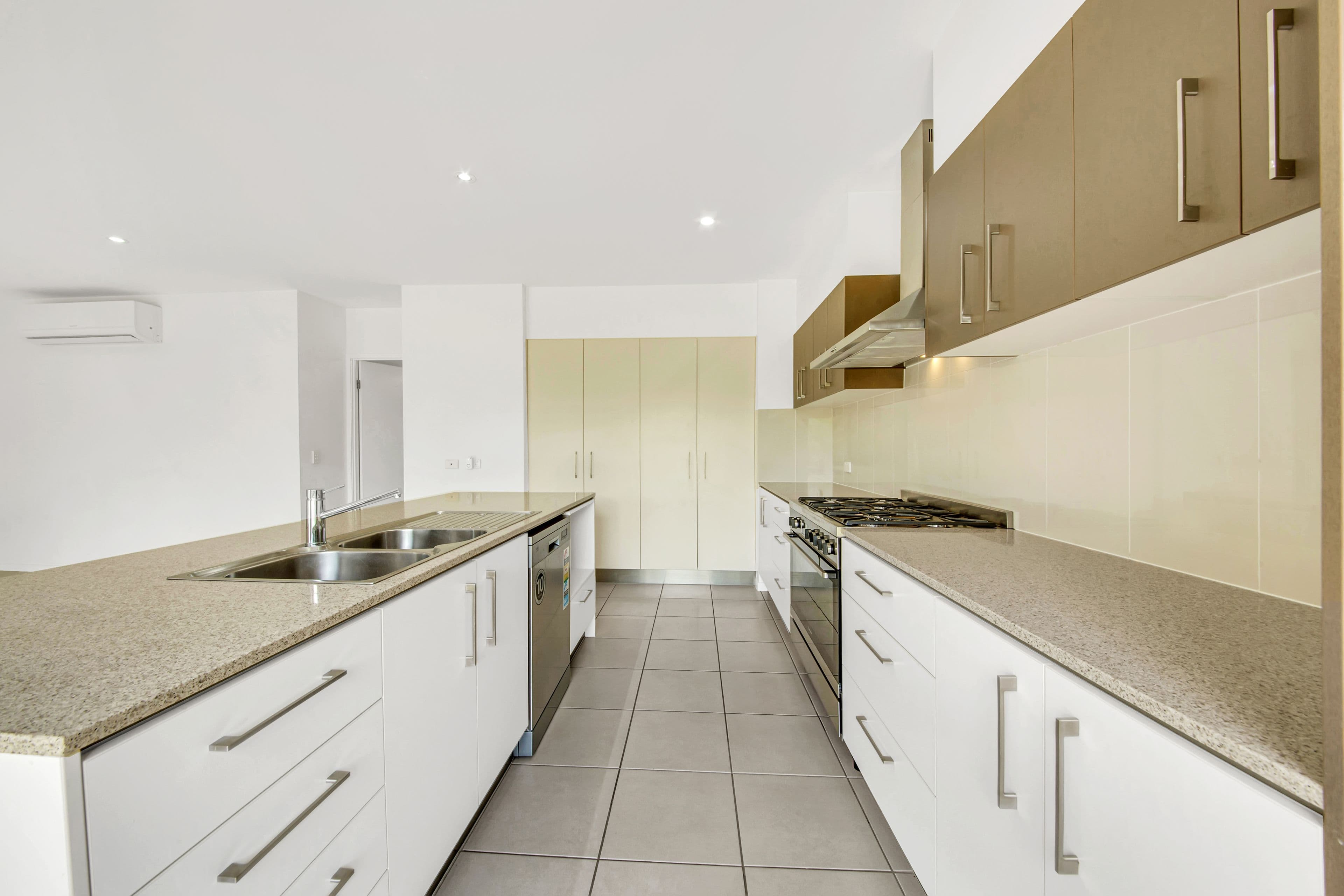8 Telopea Place, Kirkwood QLD 4680, Kirkwood - Thumbnail 7