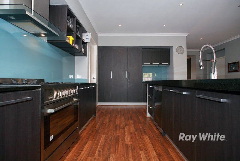 28 Nature Circuit, CRANBOURNE NORTH VIC 3977, Cranbourne North - Thumbnail 7
