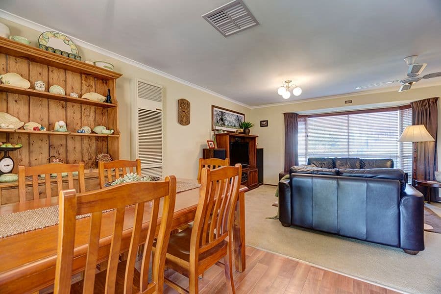 13 Scullin Court, Wodonga VIC 3690, West Wodonga - Thumbnail 6