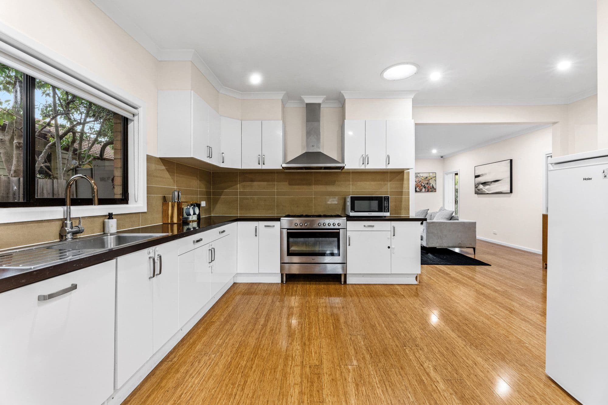9 Kingsley Grove, Mount Waverley VIC 3149, Mount Waverley - Thumbnail 6