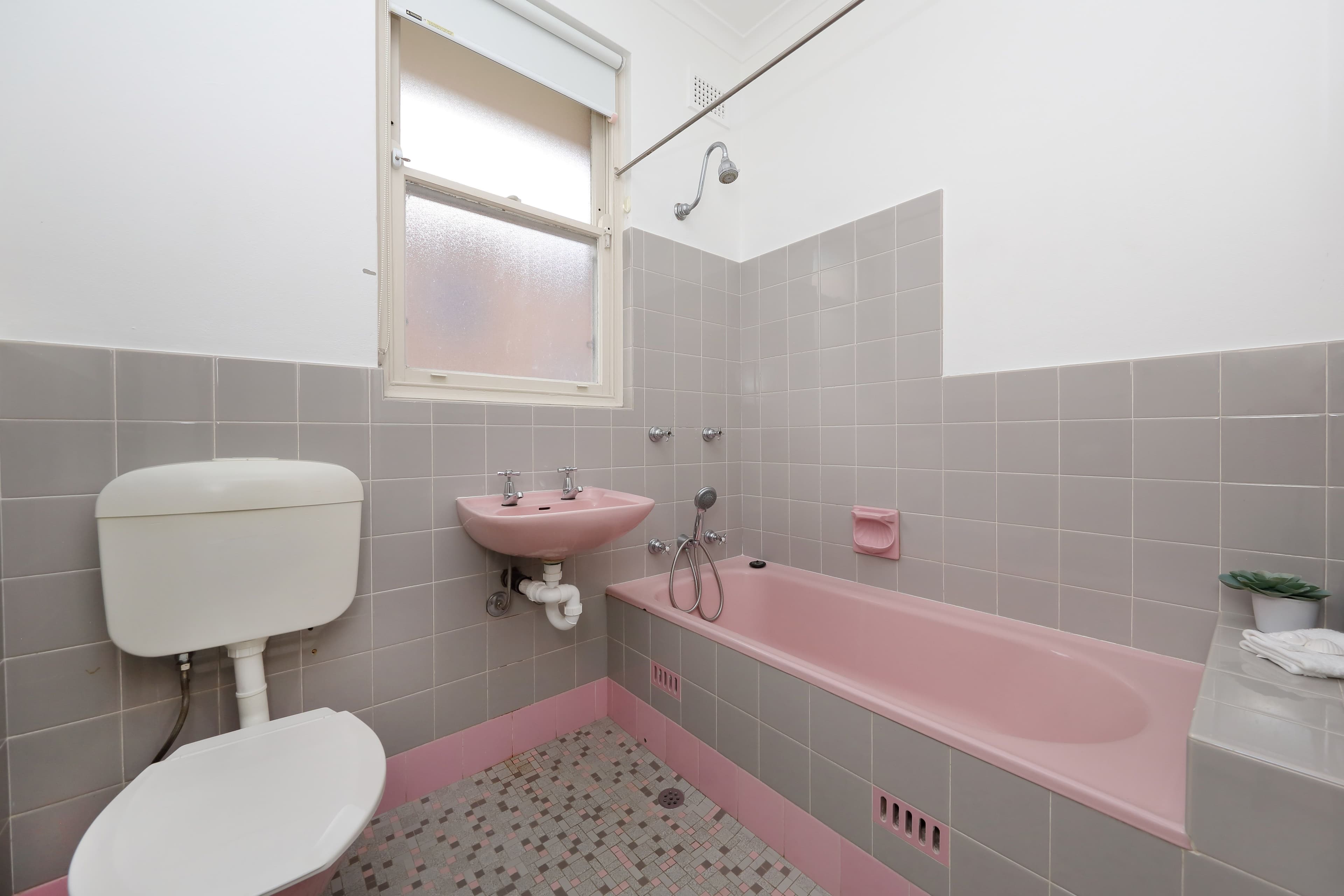 24 Oxford Street, Mortdale NSW 2223, Mortdale - Thumbnail 5