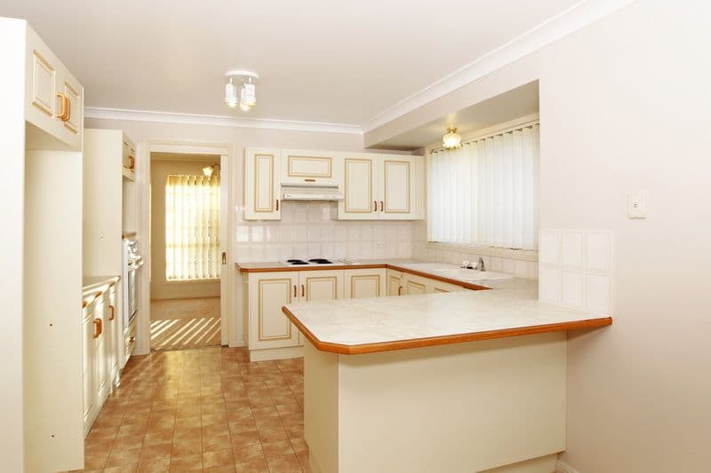 2 Shanklin Close, BOMADERRY NSW 2541, Bomaderry - Thumbnail 2