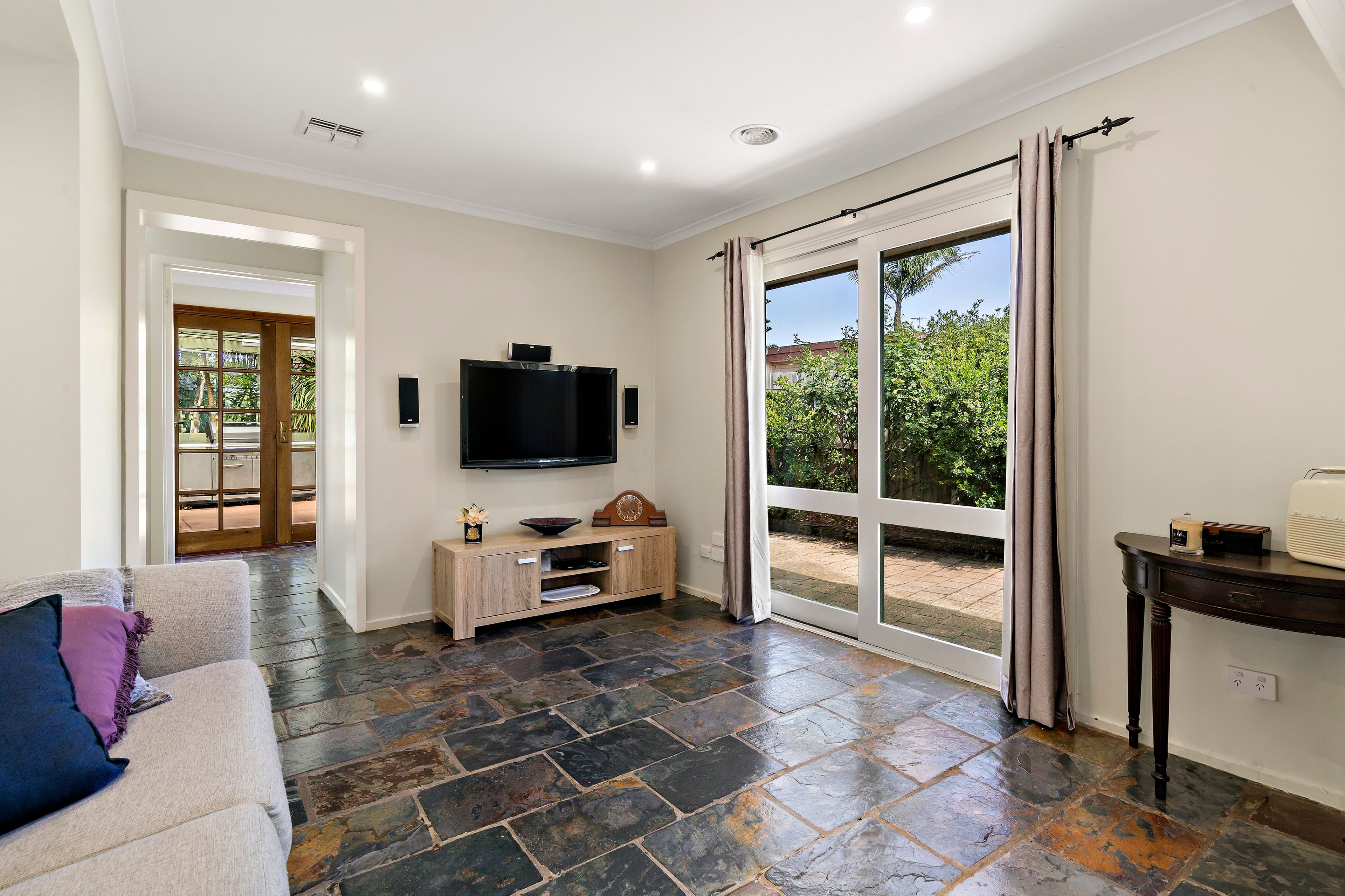 10 Bellevue Crescent, Seaford VIC 3198, Seaford - Thumbnail 6