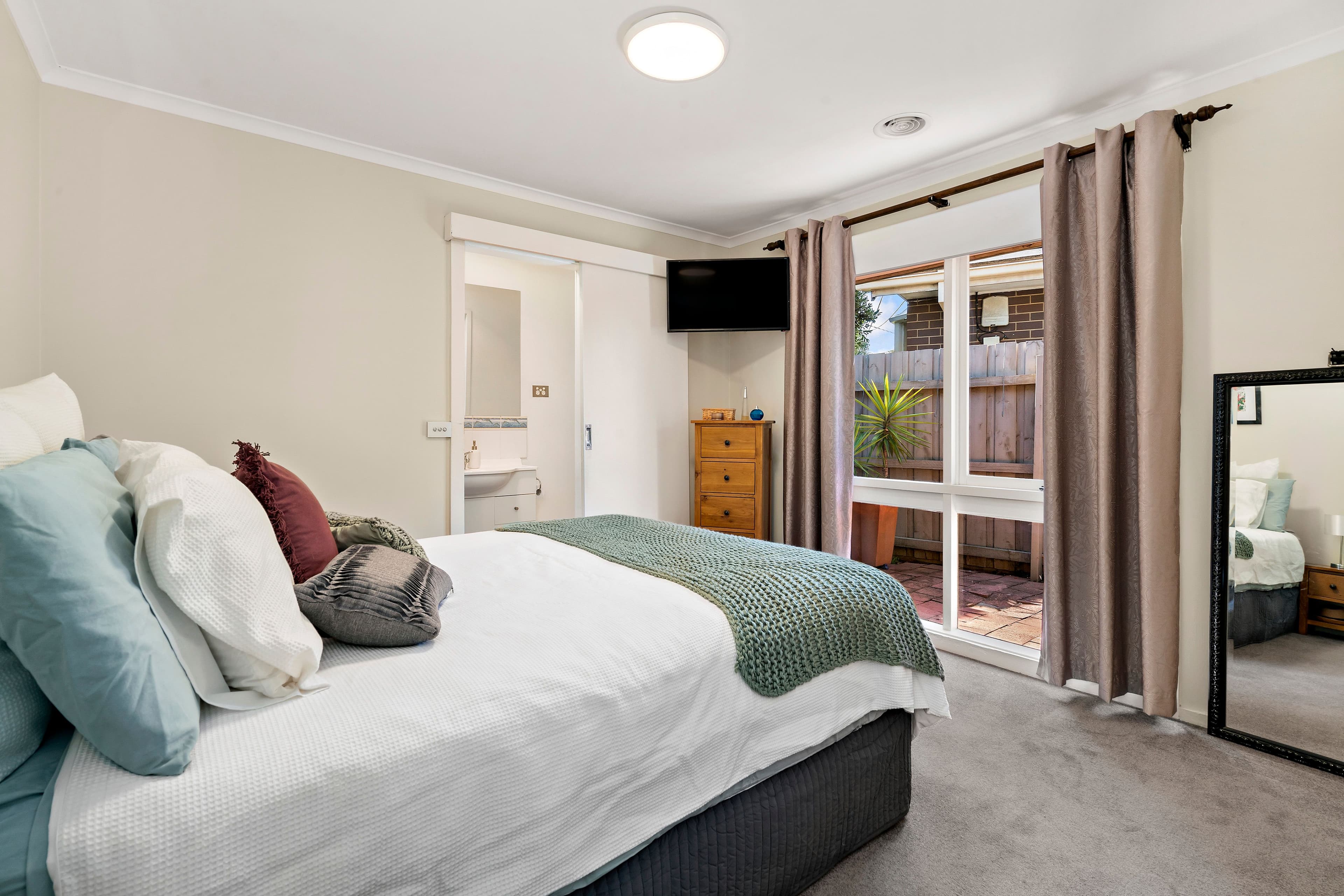 10 Bellevue Crescent, Seaford VIC 3198, Seaford - Thumbnail 8