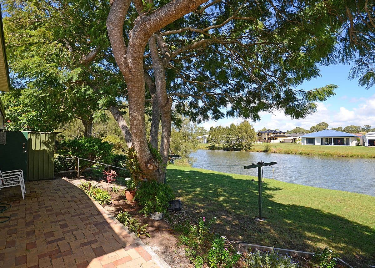 85 Margaret Street, Urangan QLD 4655, Urangan - Thumbnail 2