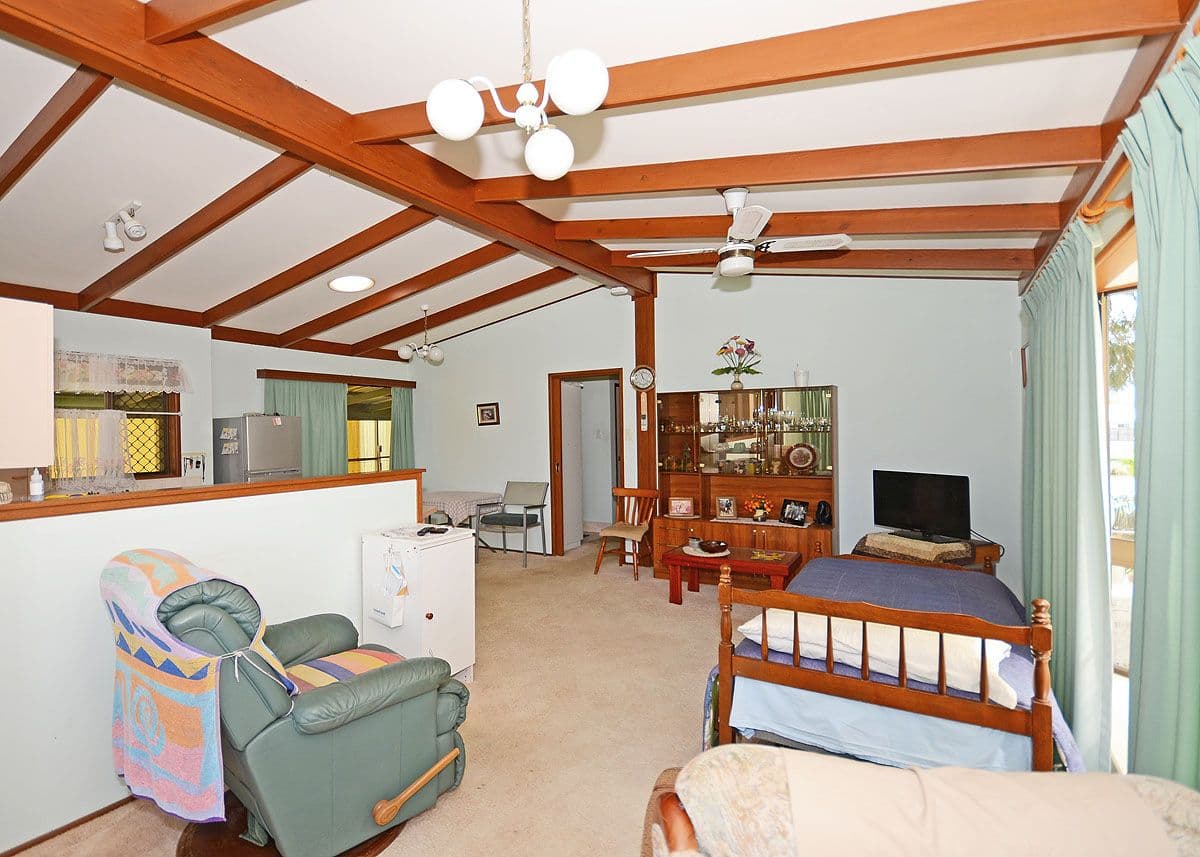 85 Margaret Street, Urangan QLD 4655, Urangan - Thumbnail 3