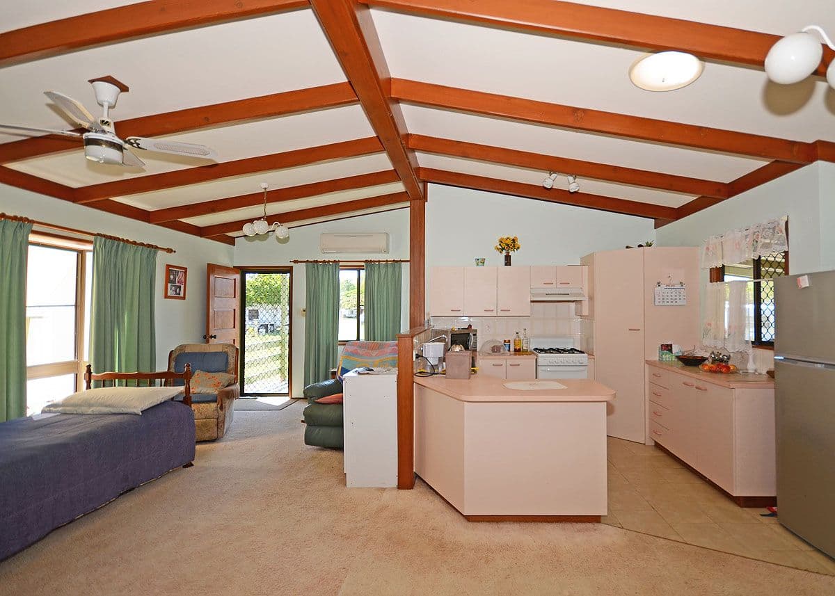 85 Margaret Street, Urangan QLD 4655, Urangan - Thumbnail 4