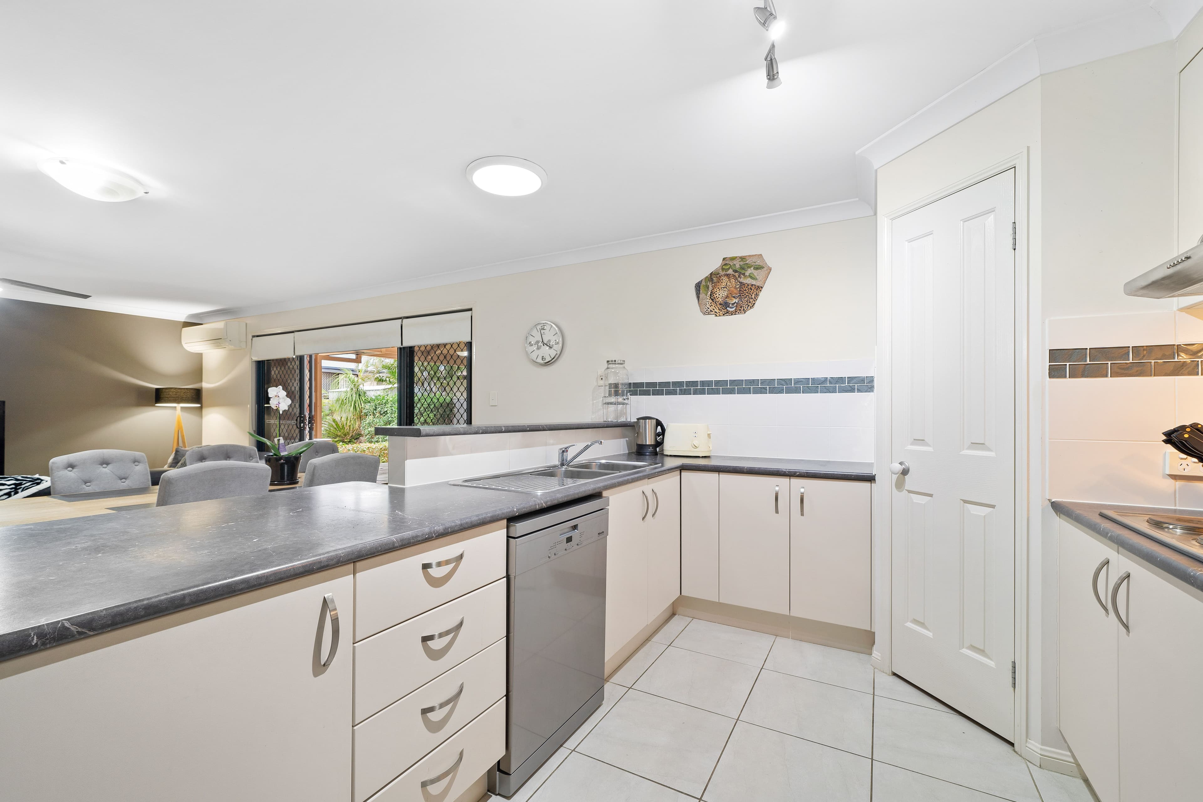 3 River Gum Court, Loganholme QLD 4129, Loganholme - Thumbnail 6