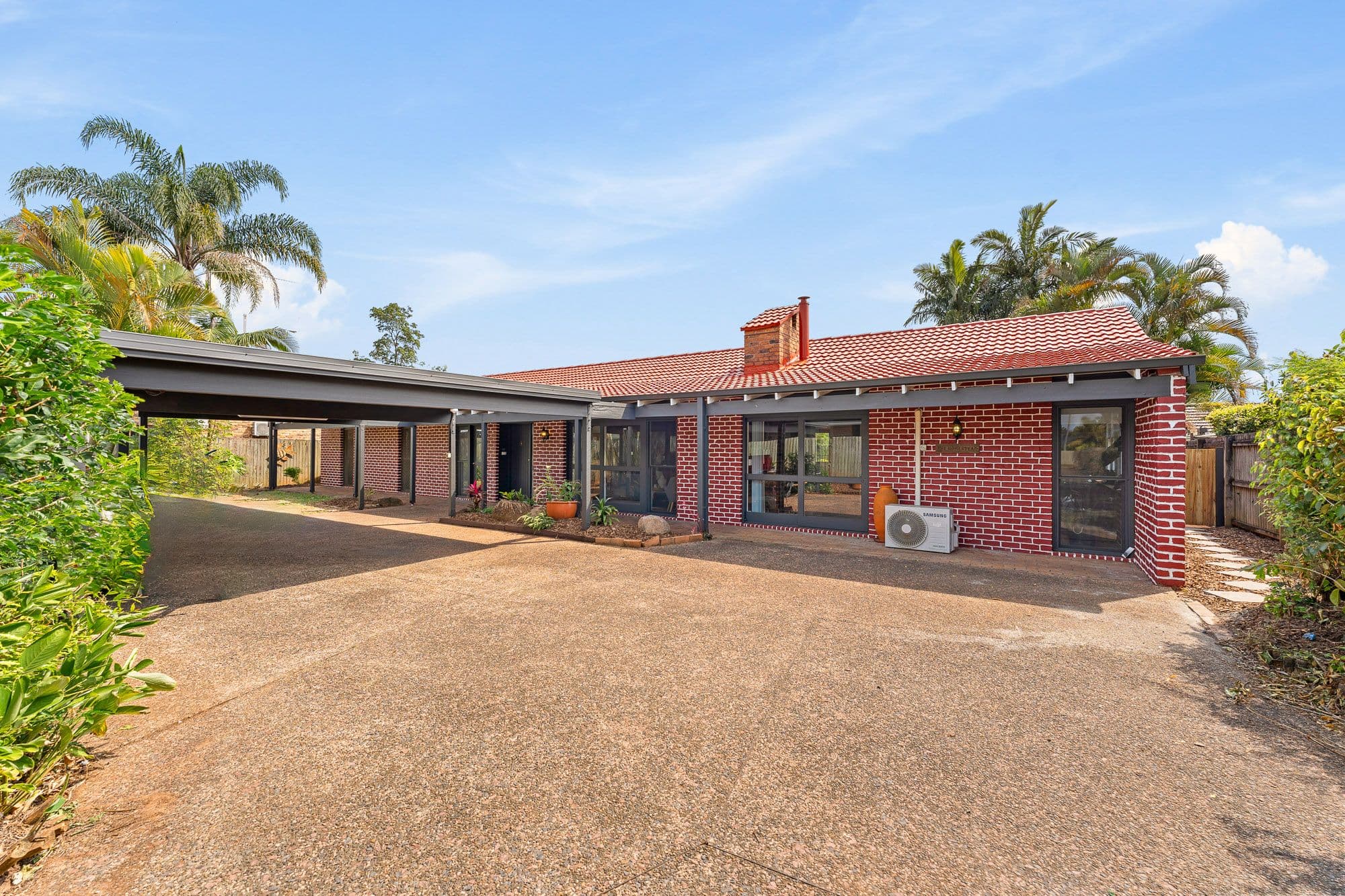 20 Pinecone Street, Sunnybank QLD 4109, Sunnybank - Thumbnail 3
