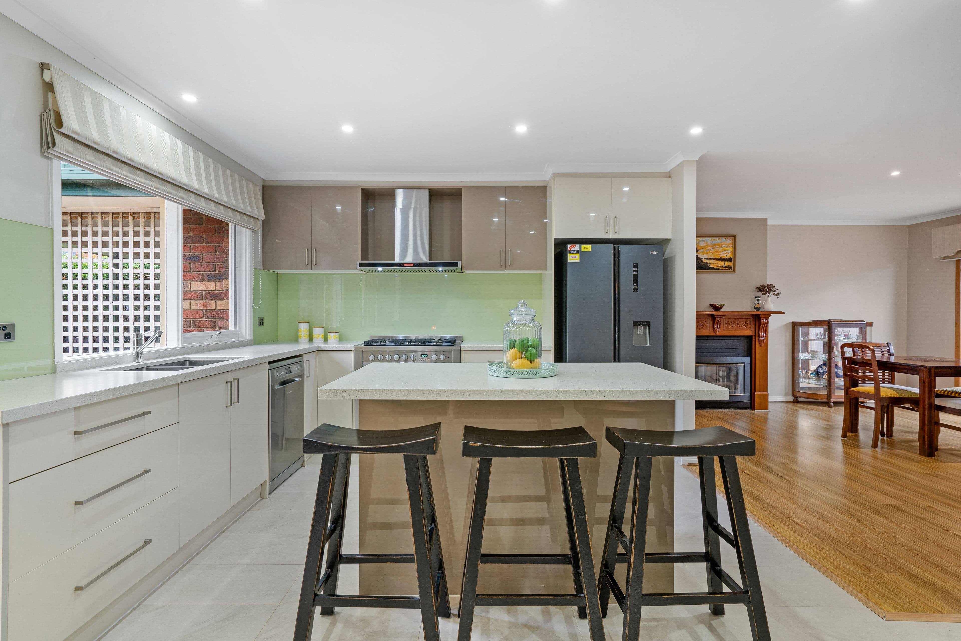 23 Greenview Court, Epping VIC 3076, Epping - Thumbnail 4