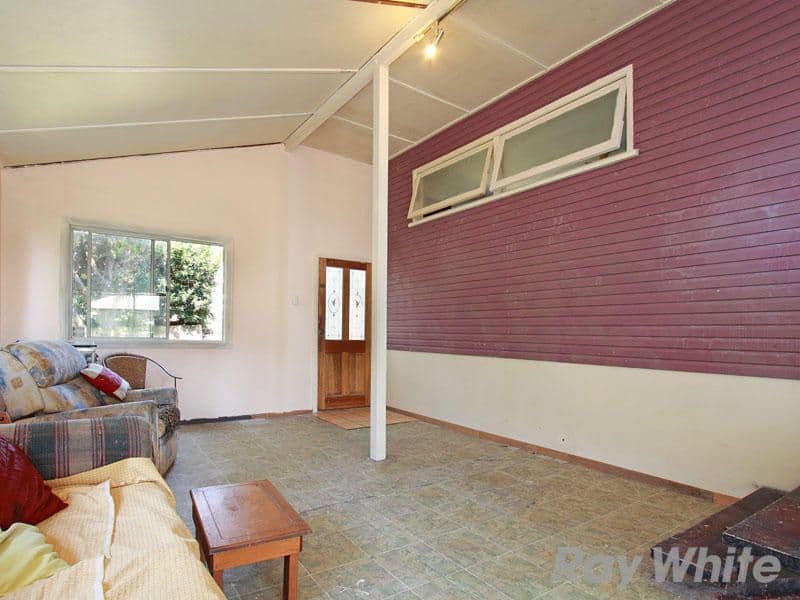 15 Greil Street, BRIGHTON QLD 4017, Brighton - Thumbnail 3