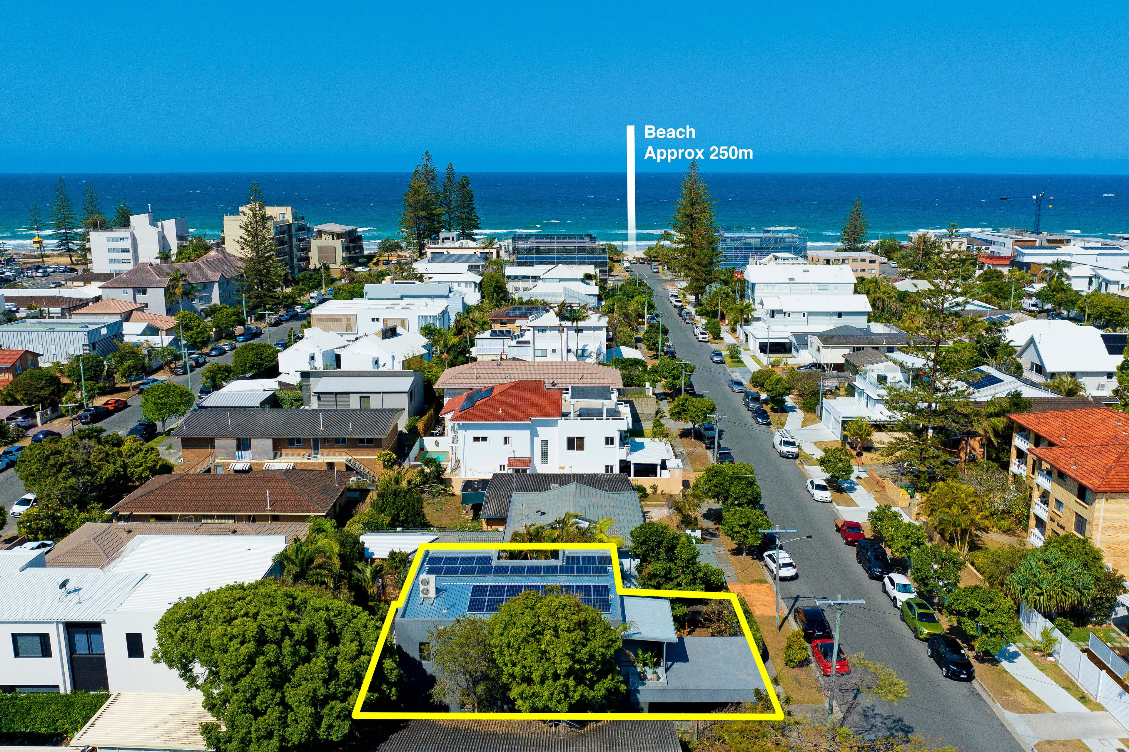 31 Dudley Street, Mermaid Beach QLD 4218, Mermaid Beach - Thumbnail 2