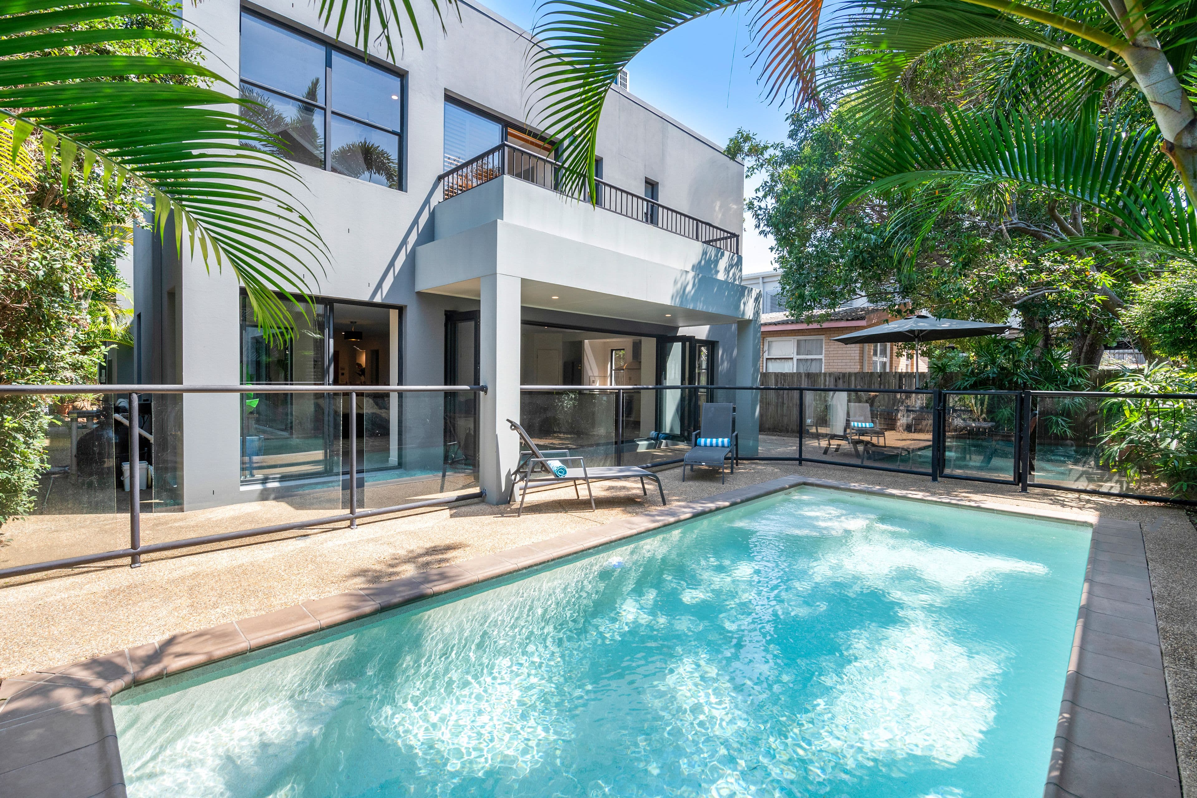 31 Dudley Street, Mermaid Beach QLD 4218, Mermaid Beach - Thumbnail 3