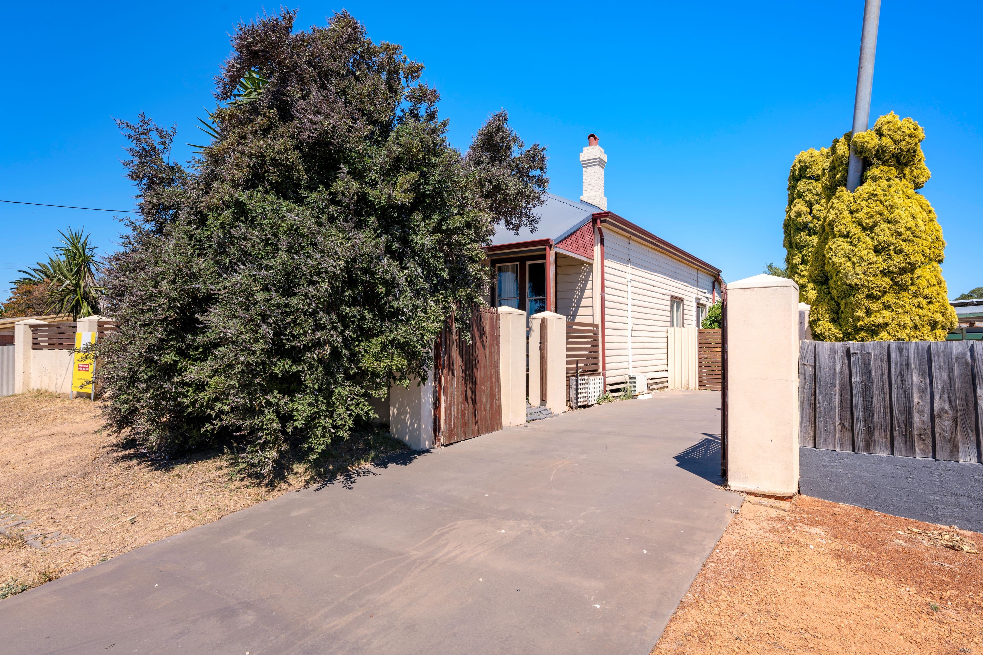 3 James Street, Geraldton WA 6530, Geraldton - Thumbnail 2