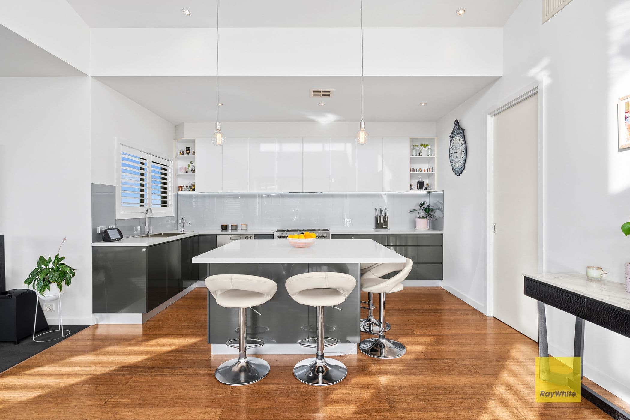 31 Montpellier Drive, Highton VIC 3216, Highton - Thumbnail 5