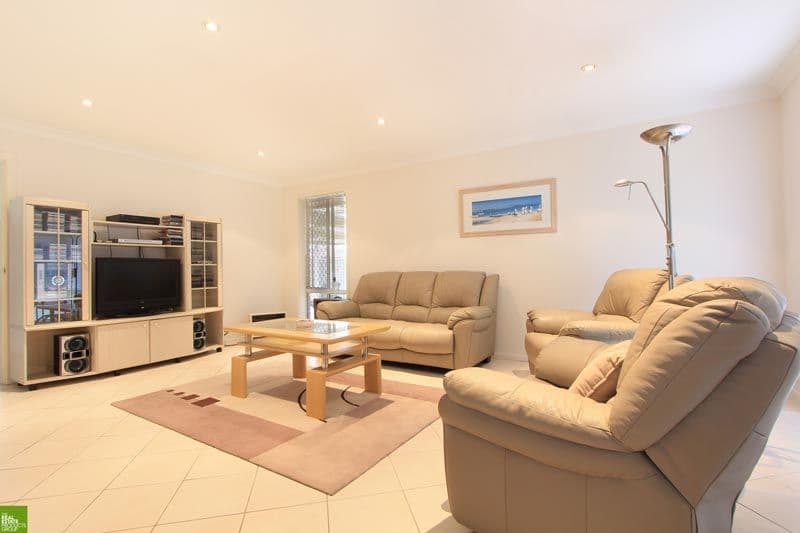6 Goldenwood Place, HORSLEY NSW 2530, Horsley - Thumbnail 2