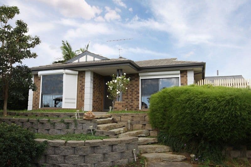 10 Chestnut Grove, HILLBANK SA 5112, Hillbank - Image 1