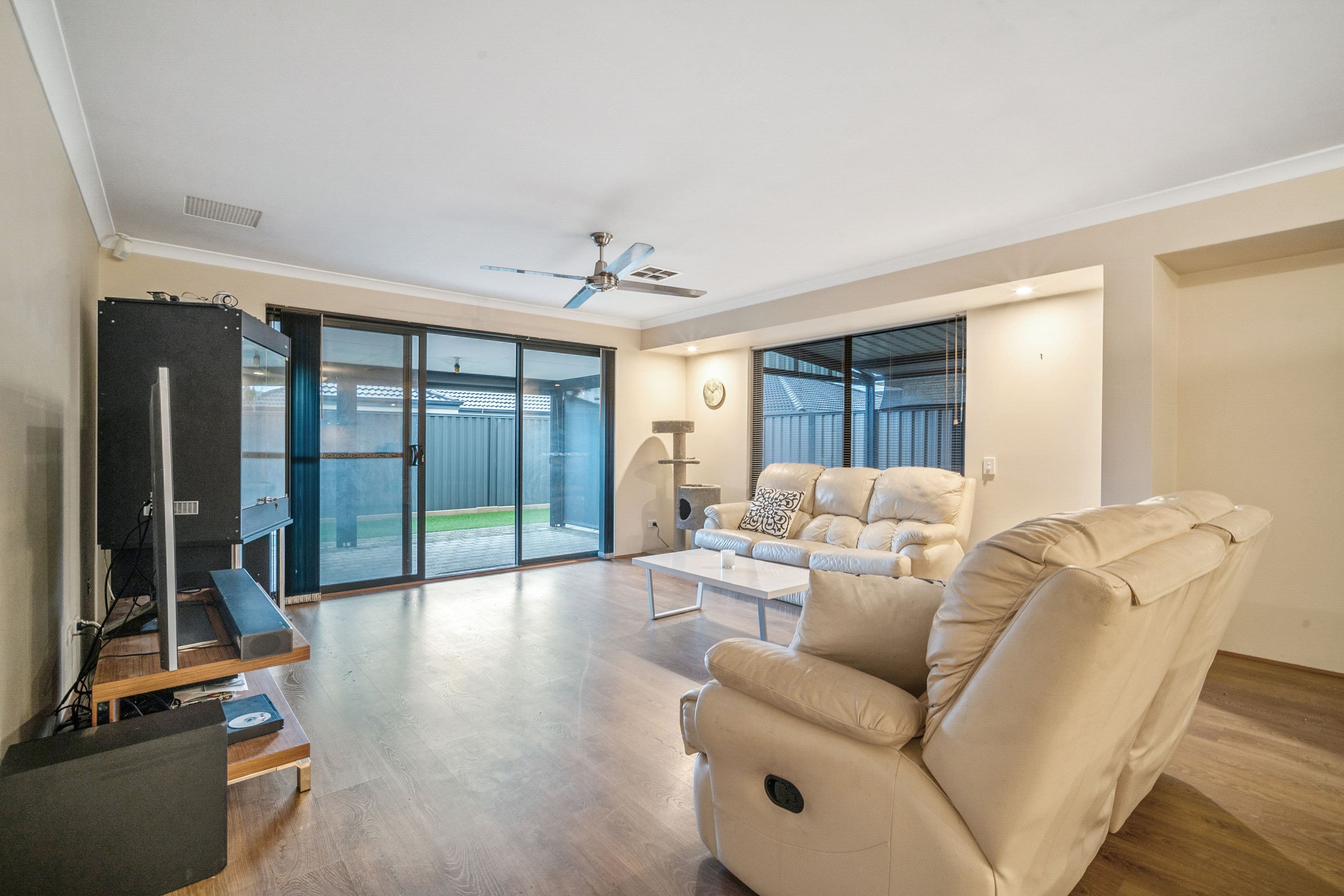 9 Cayenne Street, Wattle Grove WA 6107, Wattle Grove - Thumbnail 6