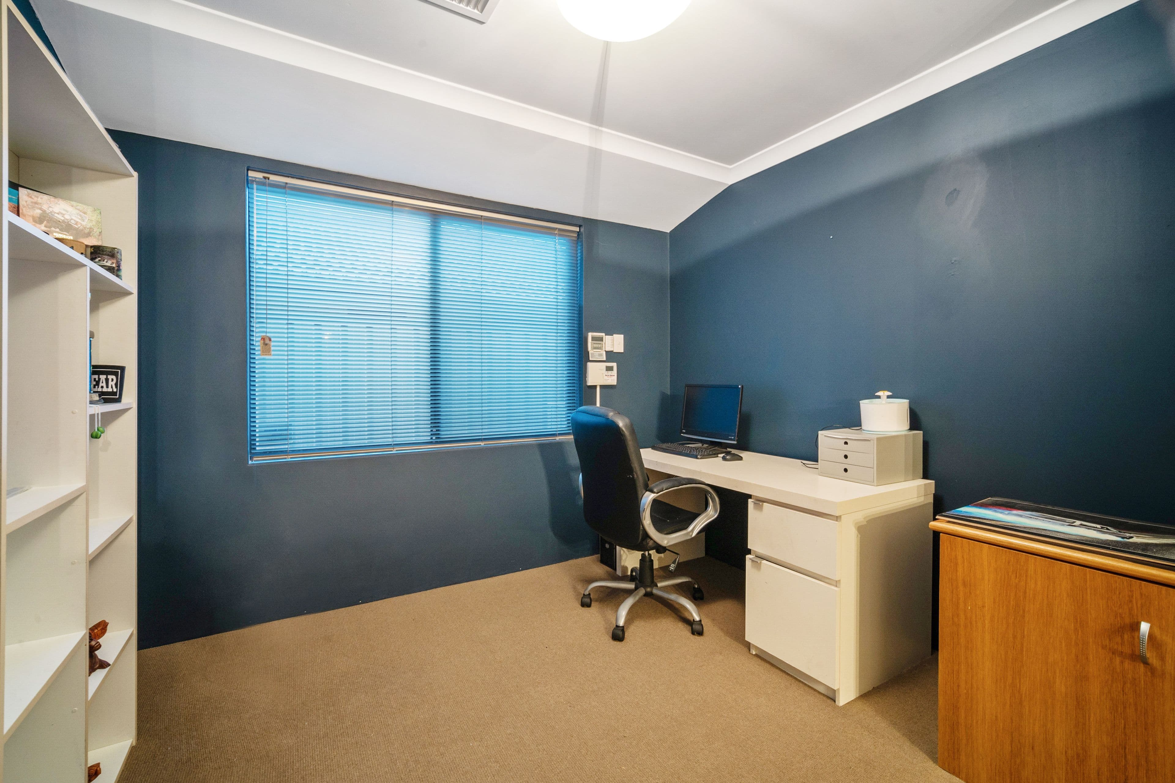 9 Cayenne Street, Wattle Grove WA 6107, Wattle Grove - Thumbnail 8
