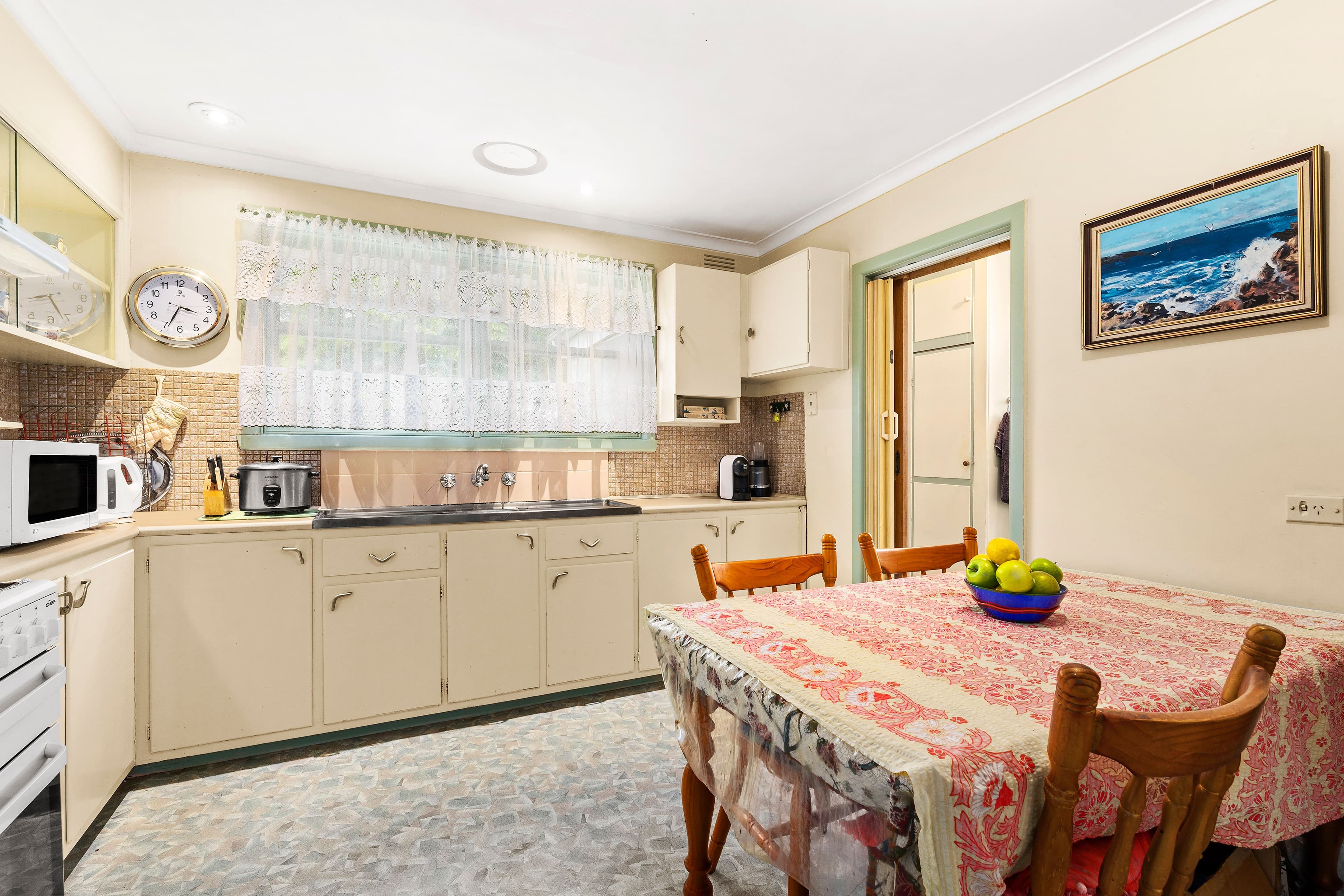 10 Comrie Court, Bayswater VIC 3153, Bayswater - Thumbnail 2