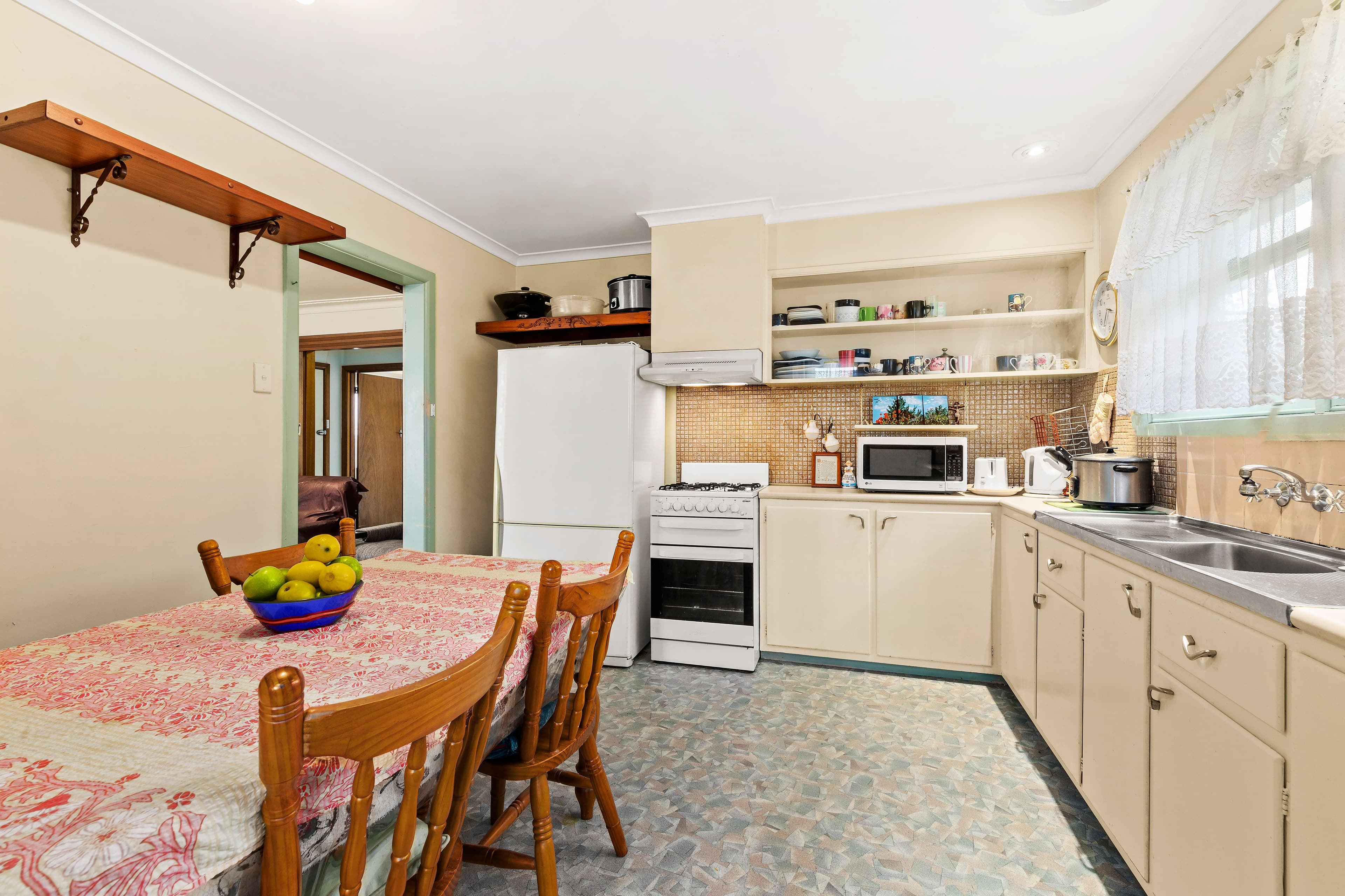 10 Comrie Court, Bayswater VIC 3153, Bayswater - Thumbnail 3