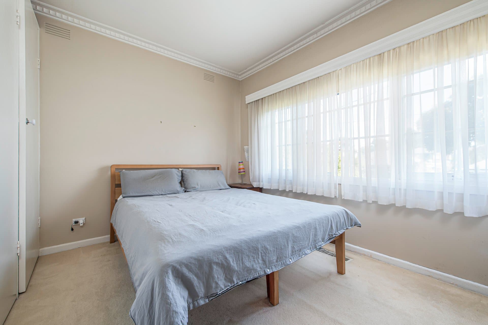 8 Andrews Street, Burwood - Thumbnail 4