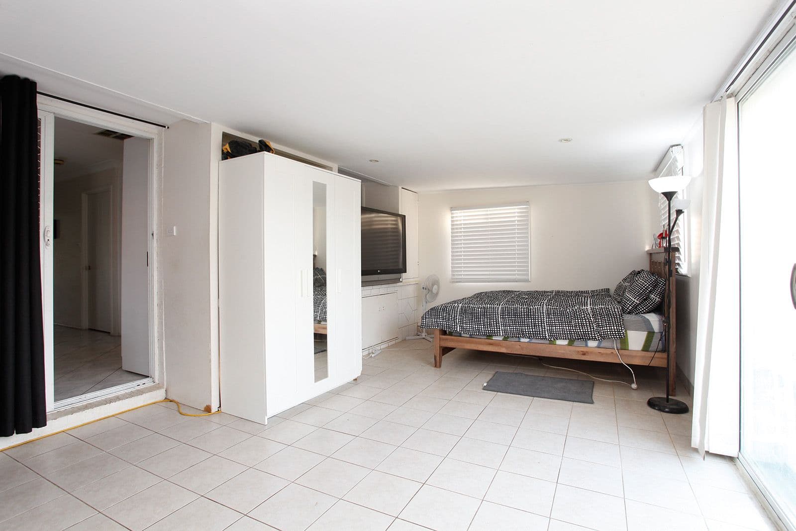 94 Dryden Avenue, Oakhurst - Thumbnail 8