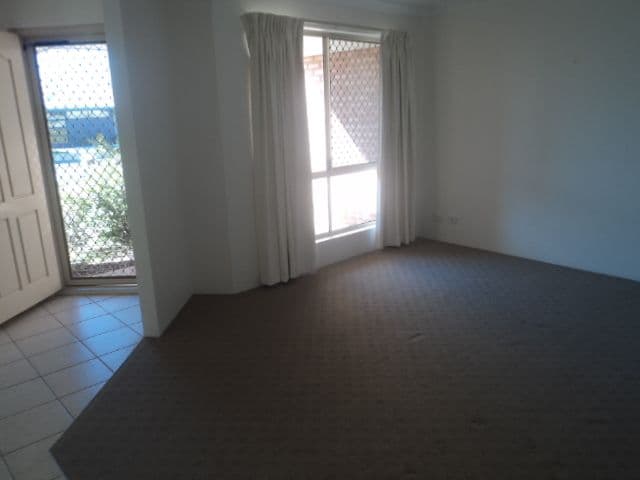 17 Flavio Crescent, WANDINA WA 6530, Wandina - Thumbnail 4