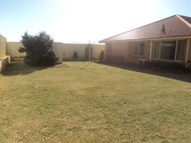 17 Flavio Crescent, WANDINA WA 6530, Wandina - Thumbnail 6