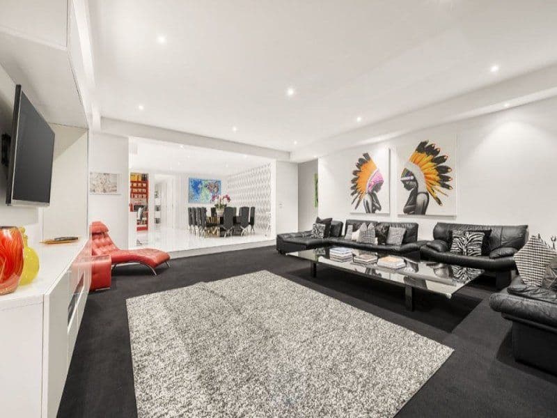 113 Purinuan Road, Reservoir VIC 3073, Reservoir - Thumbnail 2