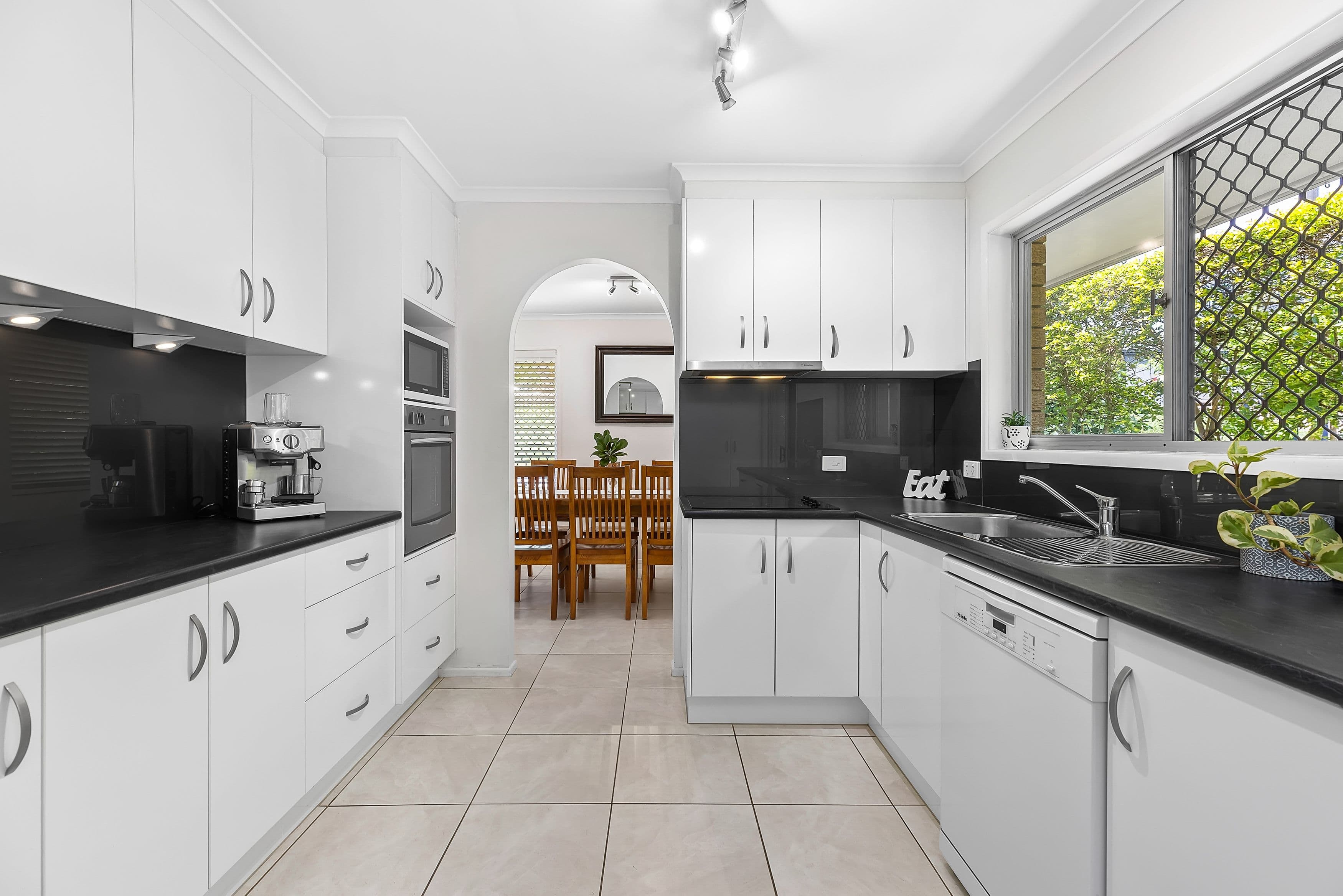 11 Longford Street, Everton Hills QLD 4053, Everton Hills - Image 1