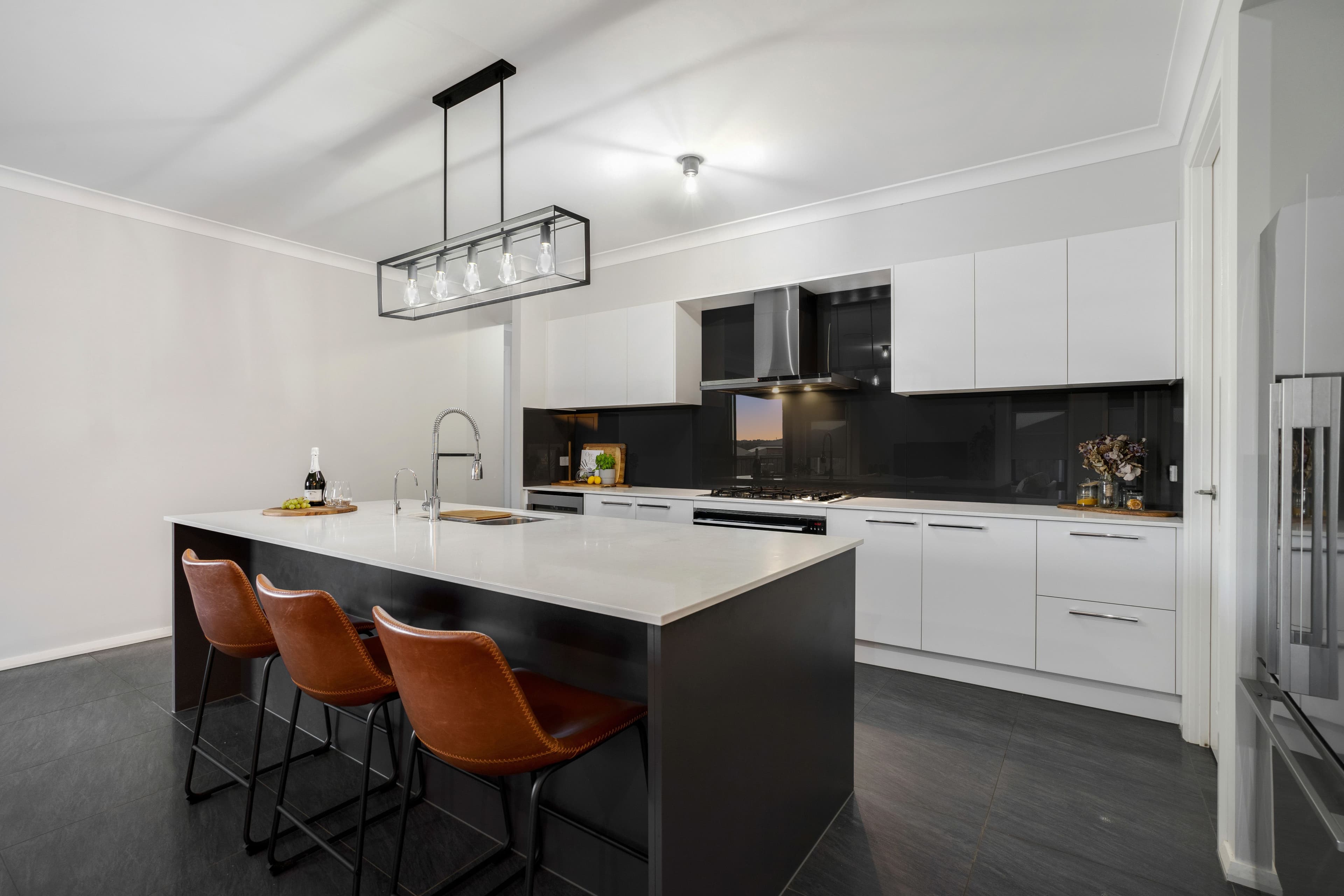 1 Tarragon Way, CHISHOLM NSW 2322, Chisholm - Thumbnail 3