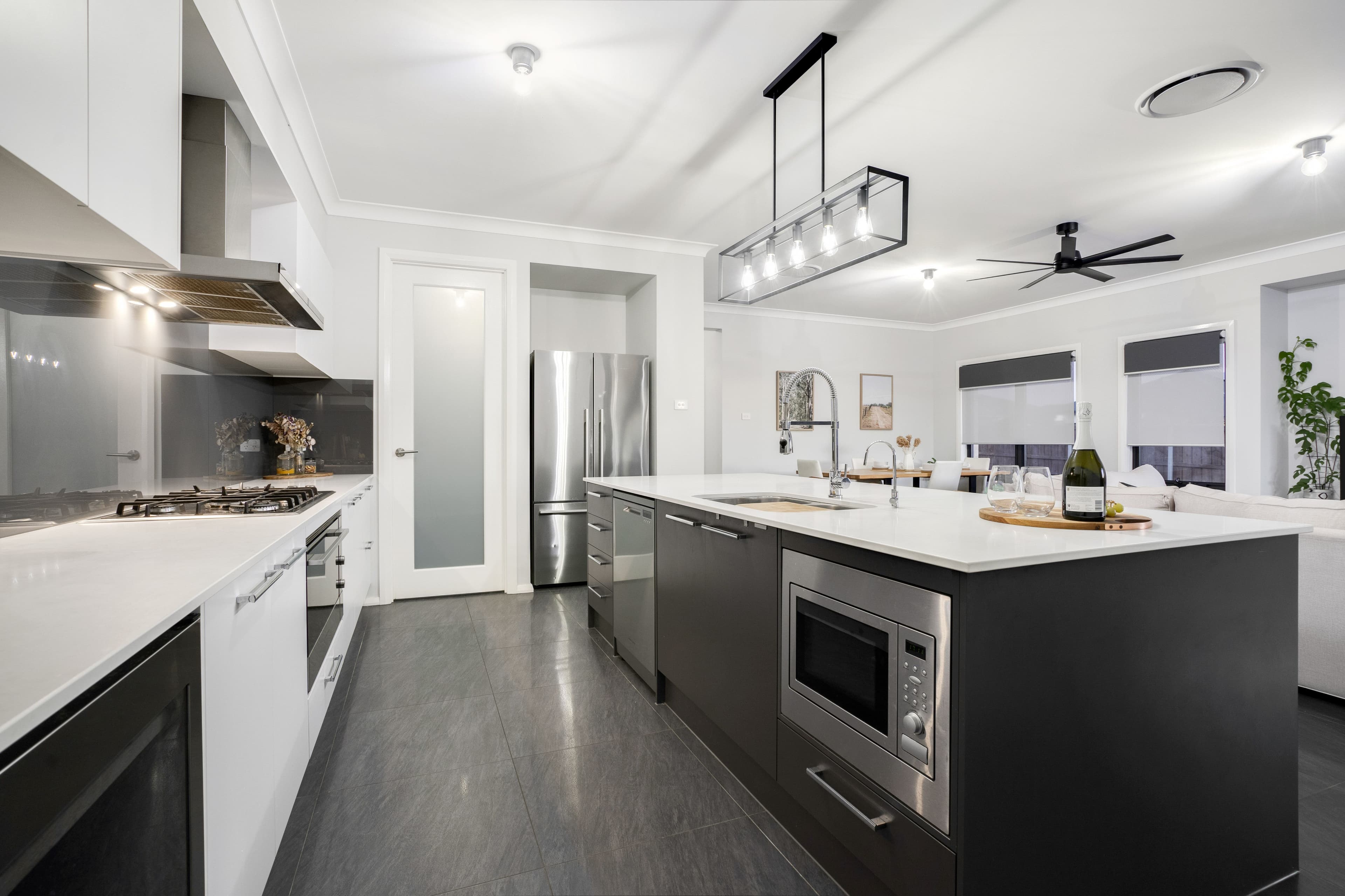 1 Tarragon Way, CHISHOLM NSW 2322, Chisholm - Thumbnail 4