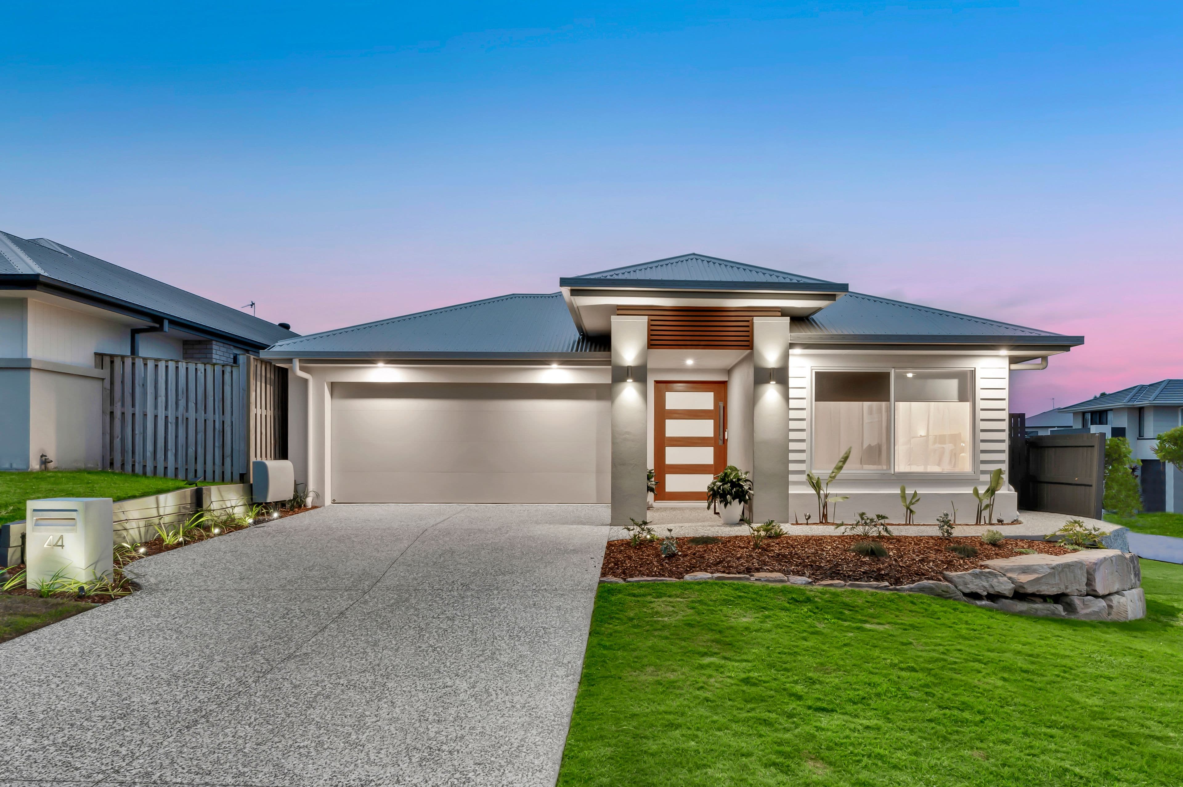 44 Flametree Circuit, Arundel QLD 4214, Arundel - Thumbnail 2