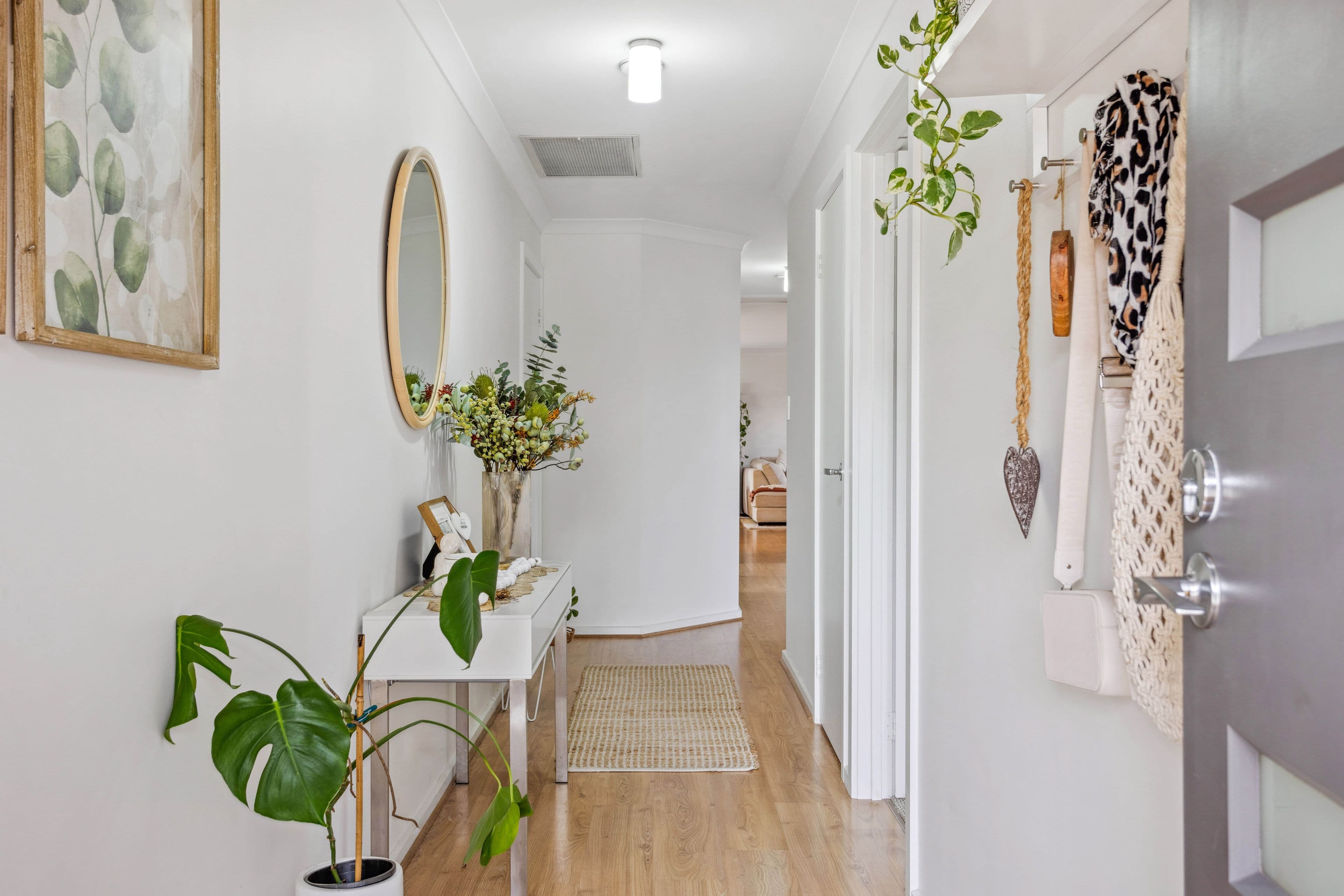 11 Lance Avenue, Hackham SA 5163, Hackham - Thumbnail 2