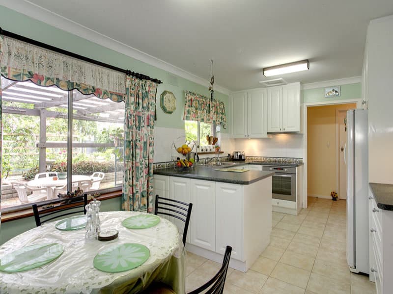 40 Carbenet Drive, Hackham - Thumbnail 3