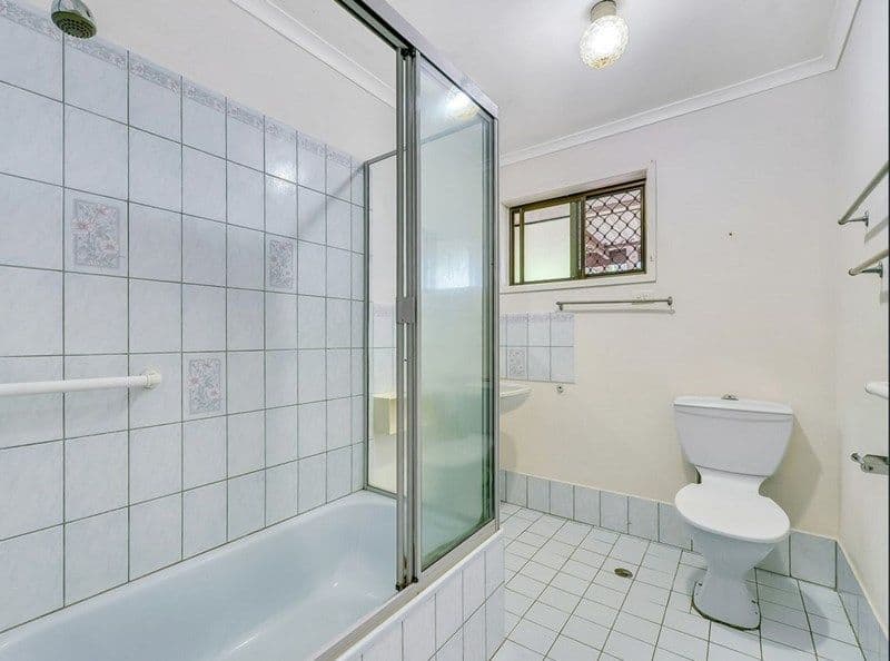 18 Rosella Street, Wellington Point QLD 4160, Wellington Point - Thumbnail 5