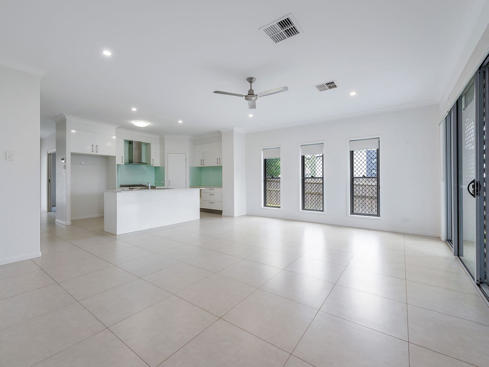 2 Aldritt Place, Bridgeman Downs QLD 4035, Bridgeman Downs - Thumbnail 6