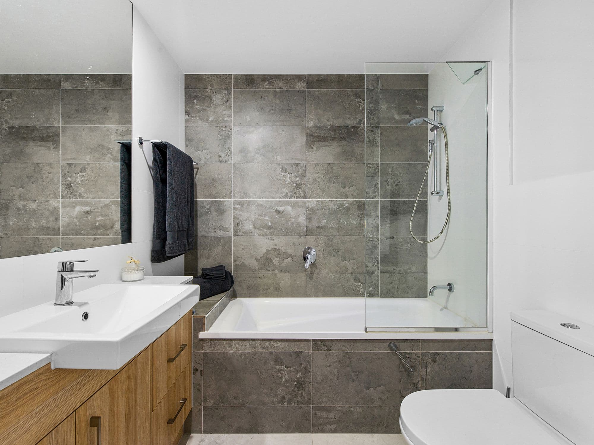 61 Ellen Street, Oxley QLD 4075, Oxley - Thumbnail 8