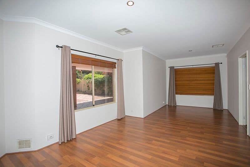 9 Cameron Close, LESMURDIE WA 6076, Lesmurdie - Thumbnail 8