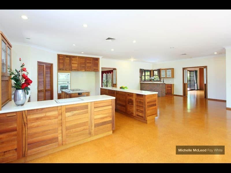 9 Spinkbrae Street, FIG TREE POCKET QLD 4069, Fig Tree Pocket - Thumbnail 7