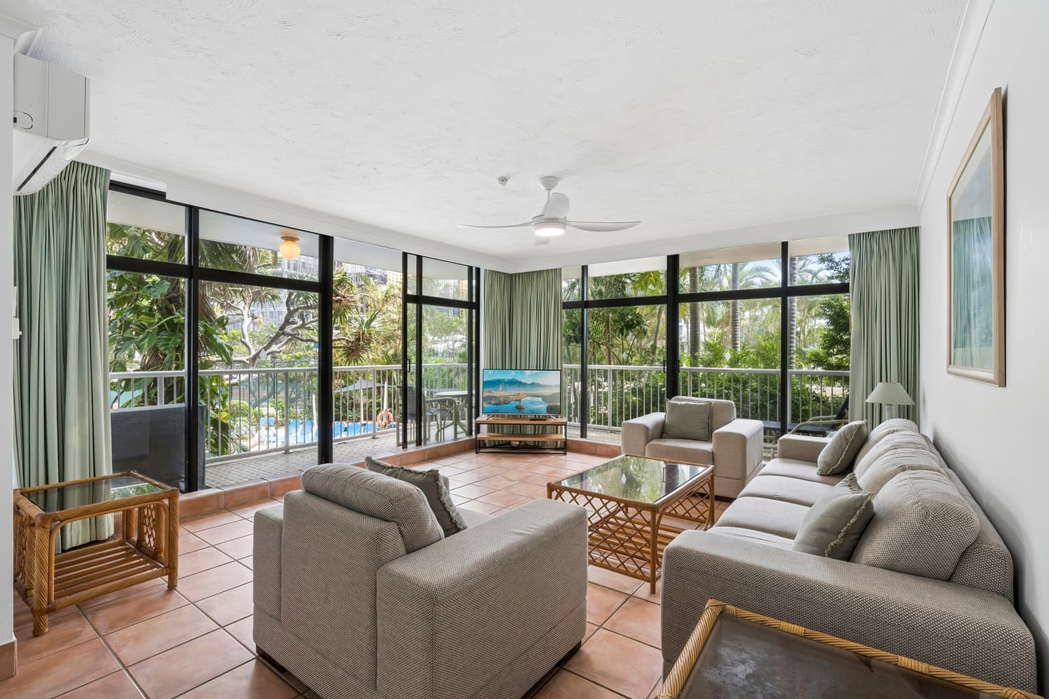 2E/3277 Surfers Paradise Boulevard, Surfers Paradise QLD 4217, Surfers Paradise - Image 1