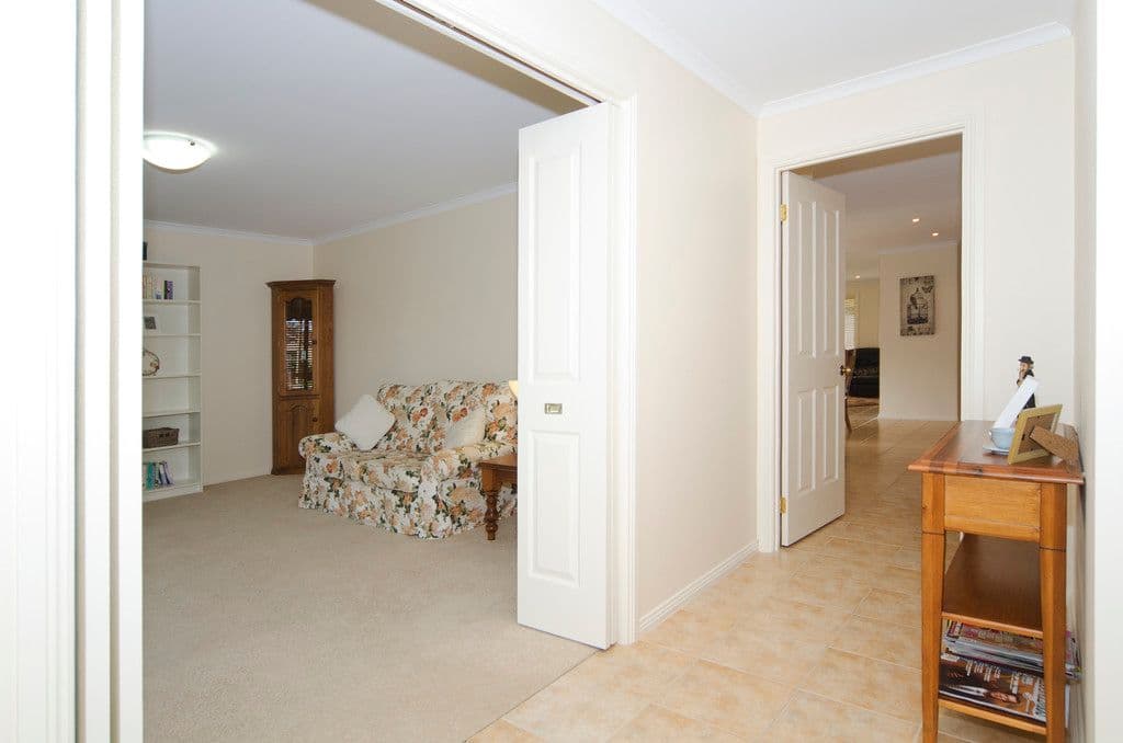 18 Passmore Avenue, PORT NOARLUNGA SA 5167, Port Noarlunga - Thumbnail 5